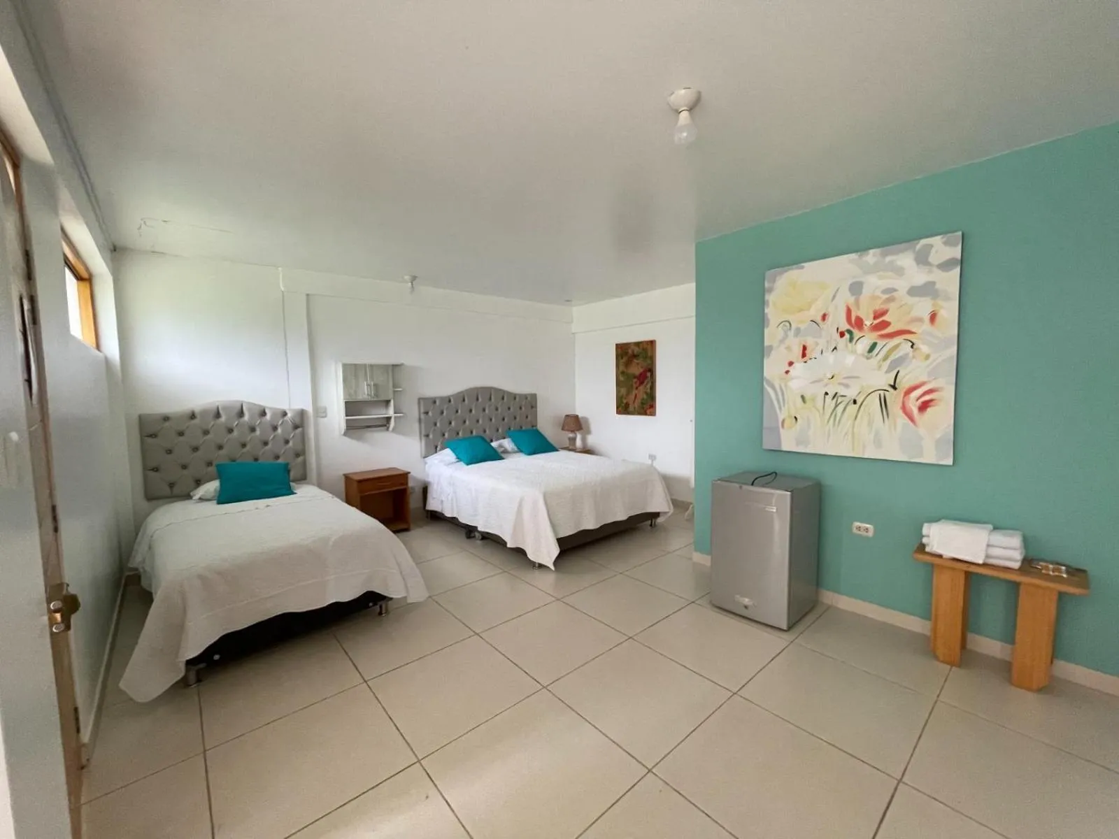 Photo of the whole room, Bed in Cemayu Lodge