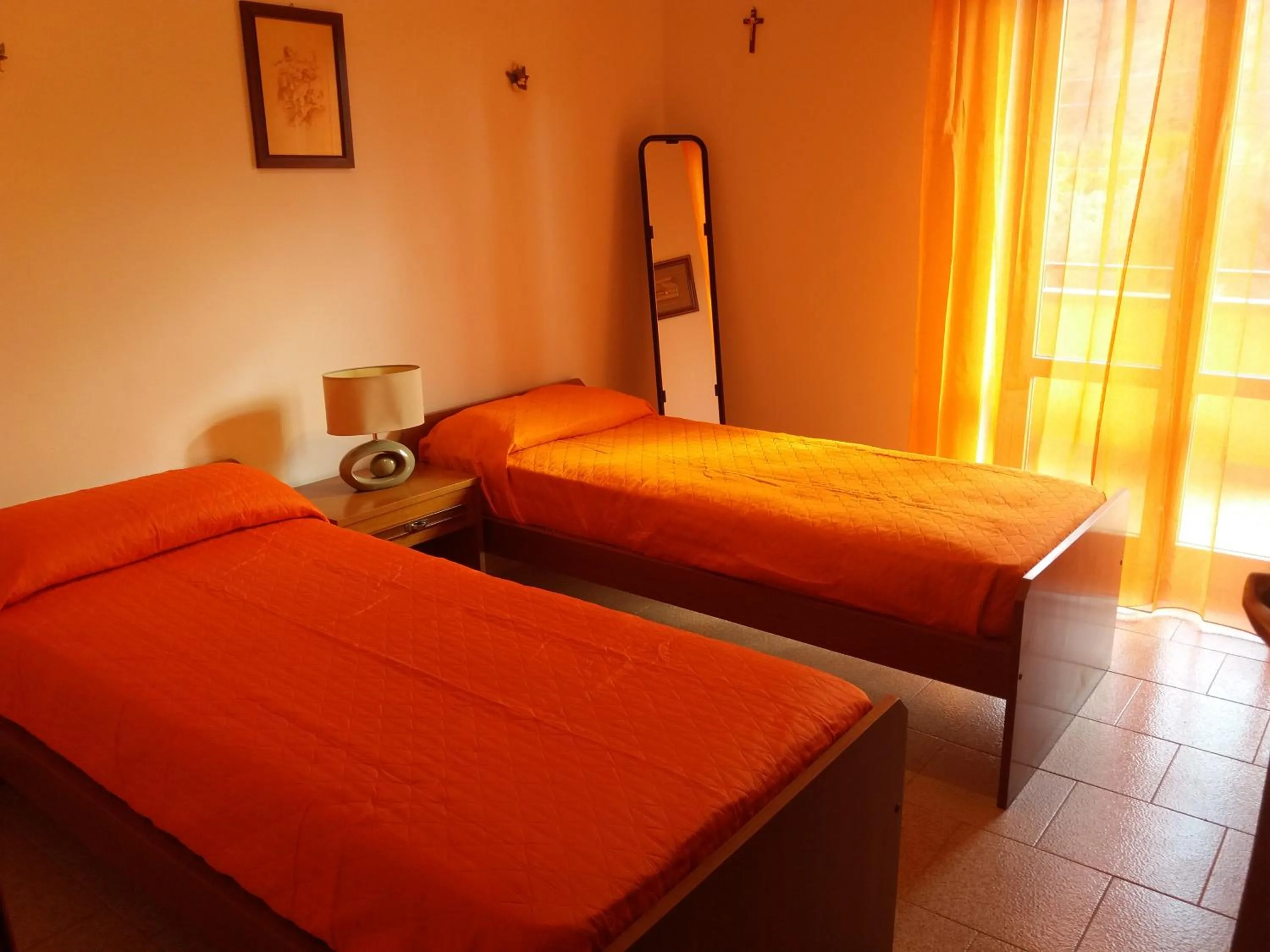 Bedroom, Bed in Casa Fronte Gole Alcantara