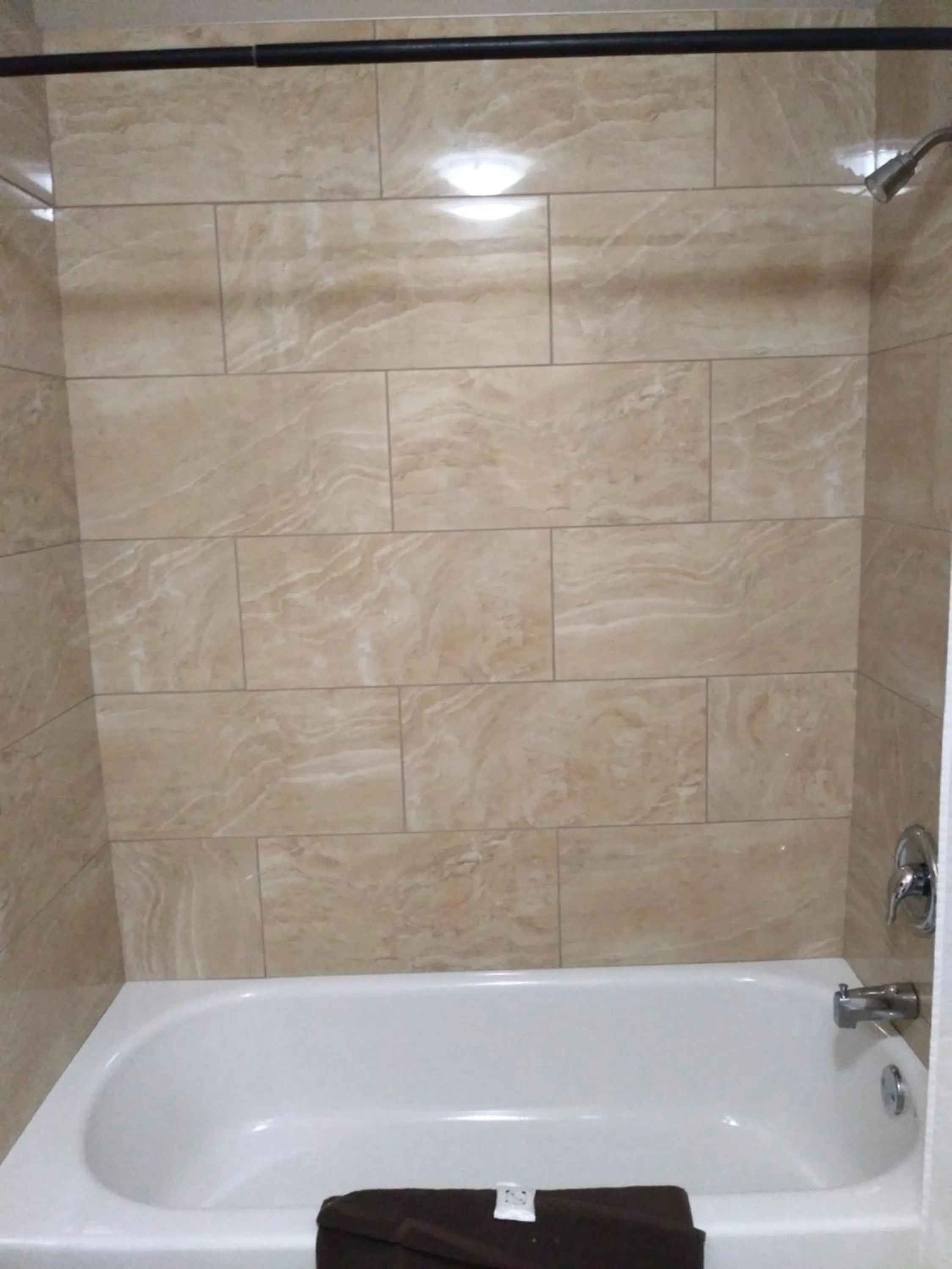 Bathroom in Aries Motel