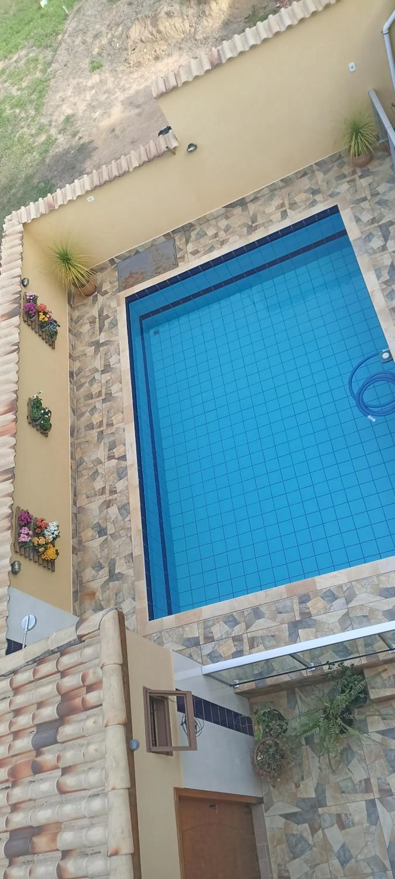 Swimming pool in Pousada Alejandro