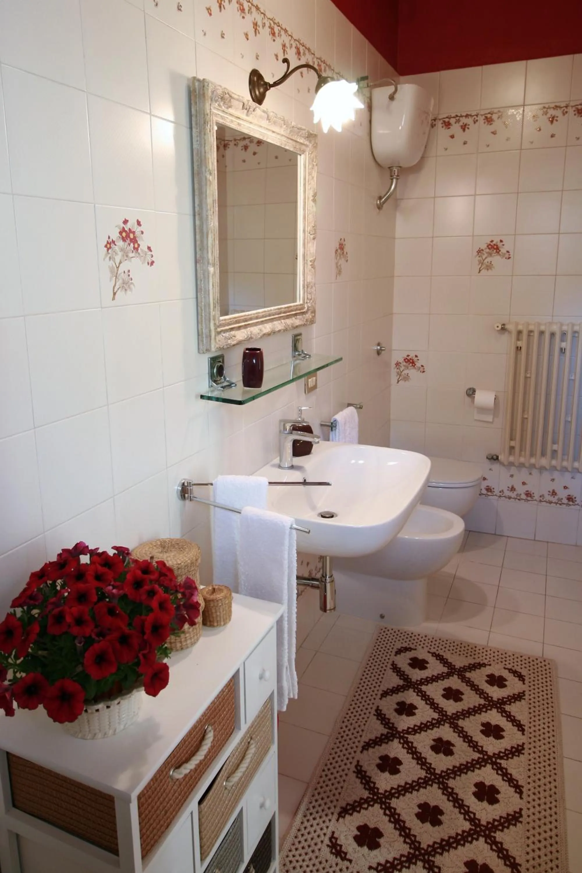 Shower in Chez Moi Charme B&B