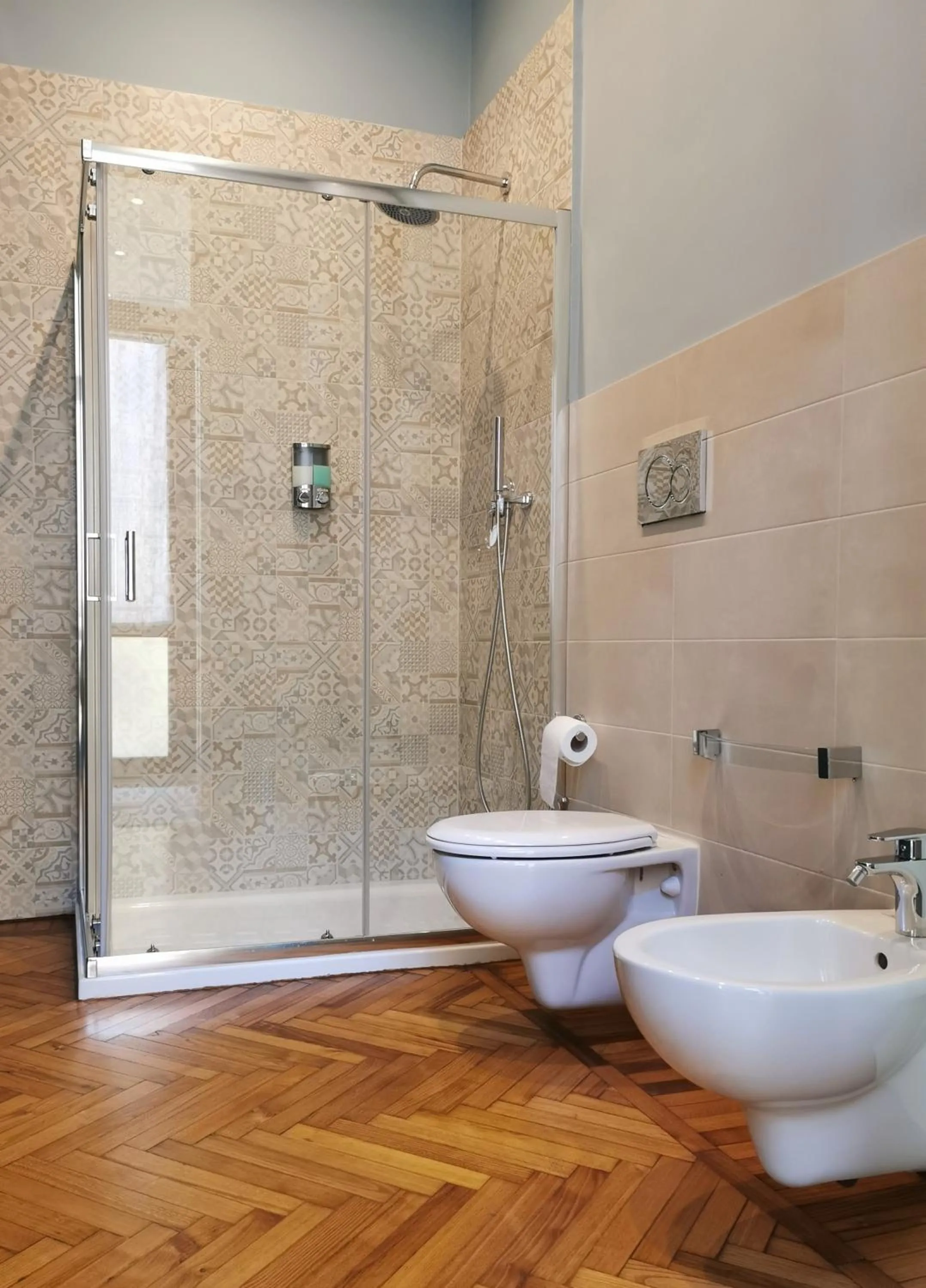 Shower in Chez Moi Charme B&B