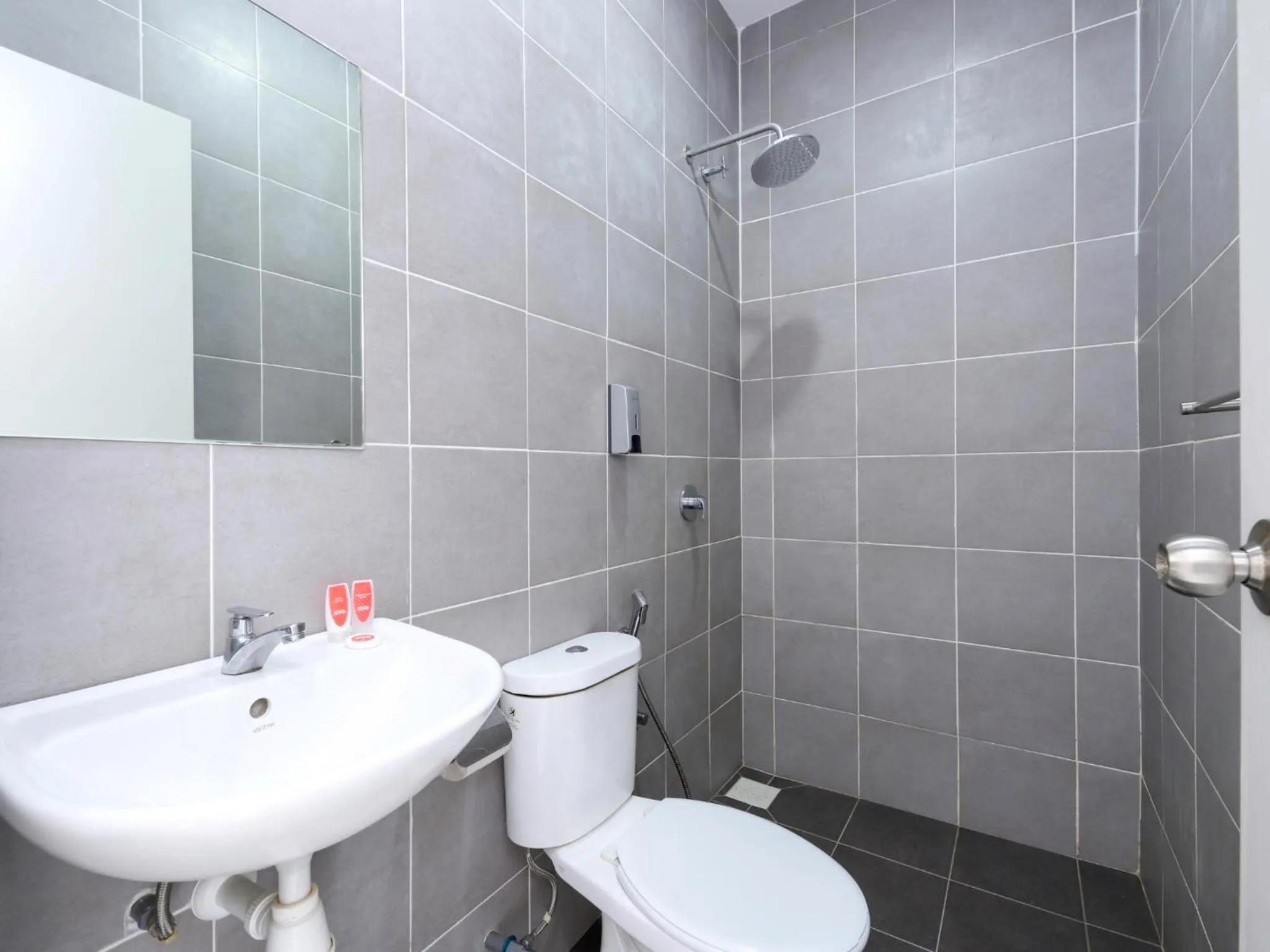 Bathroom in Hotel Seri Rembau