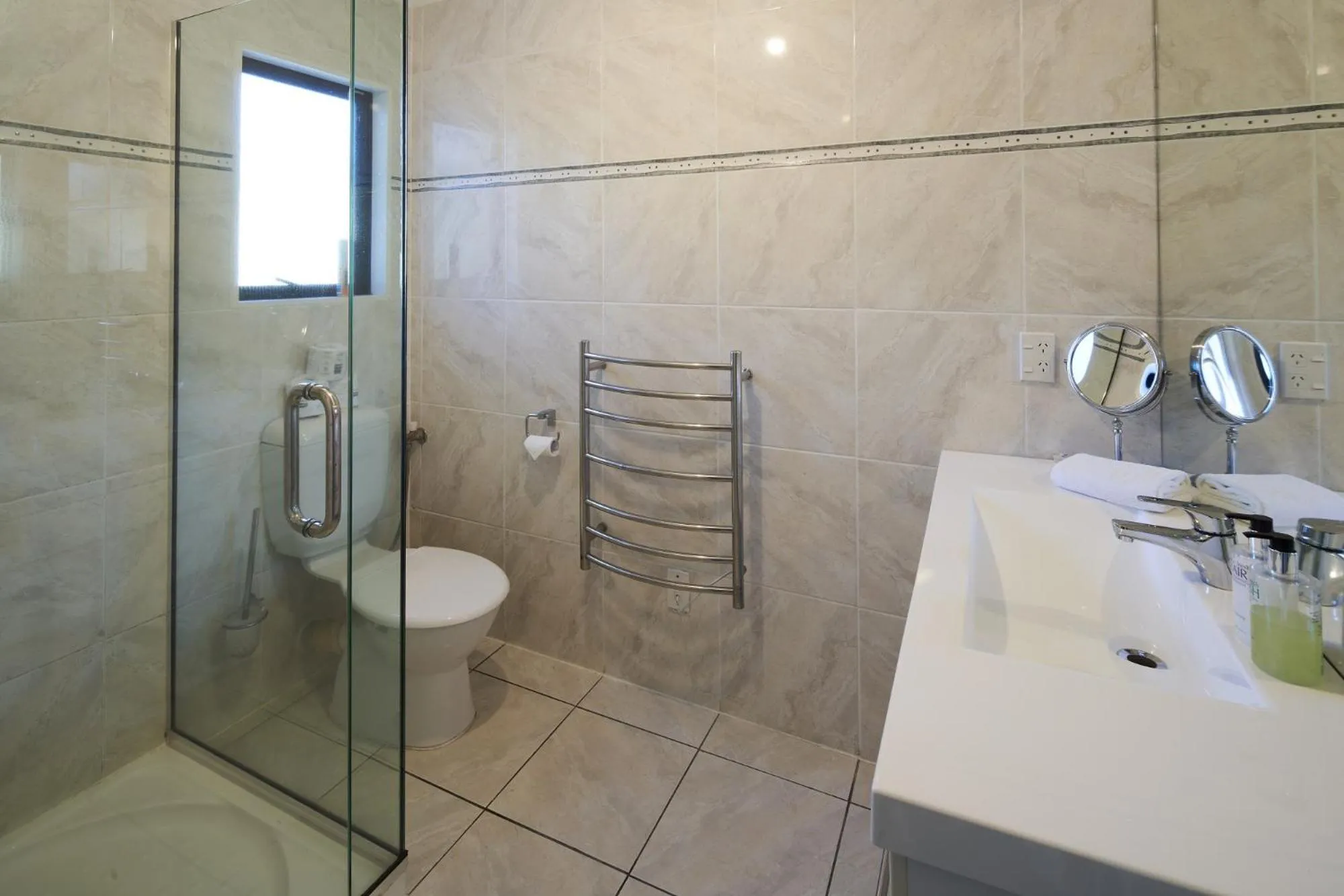 Shower in Serendipity - Lake Tekapo