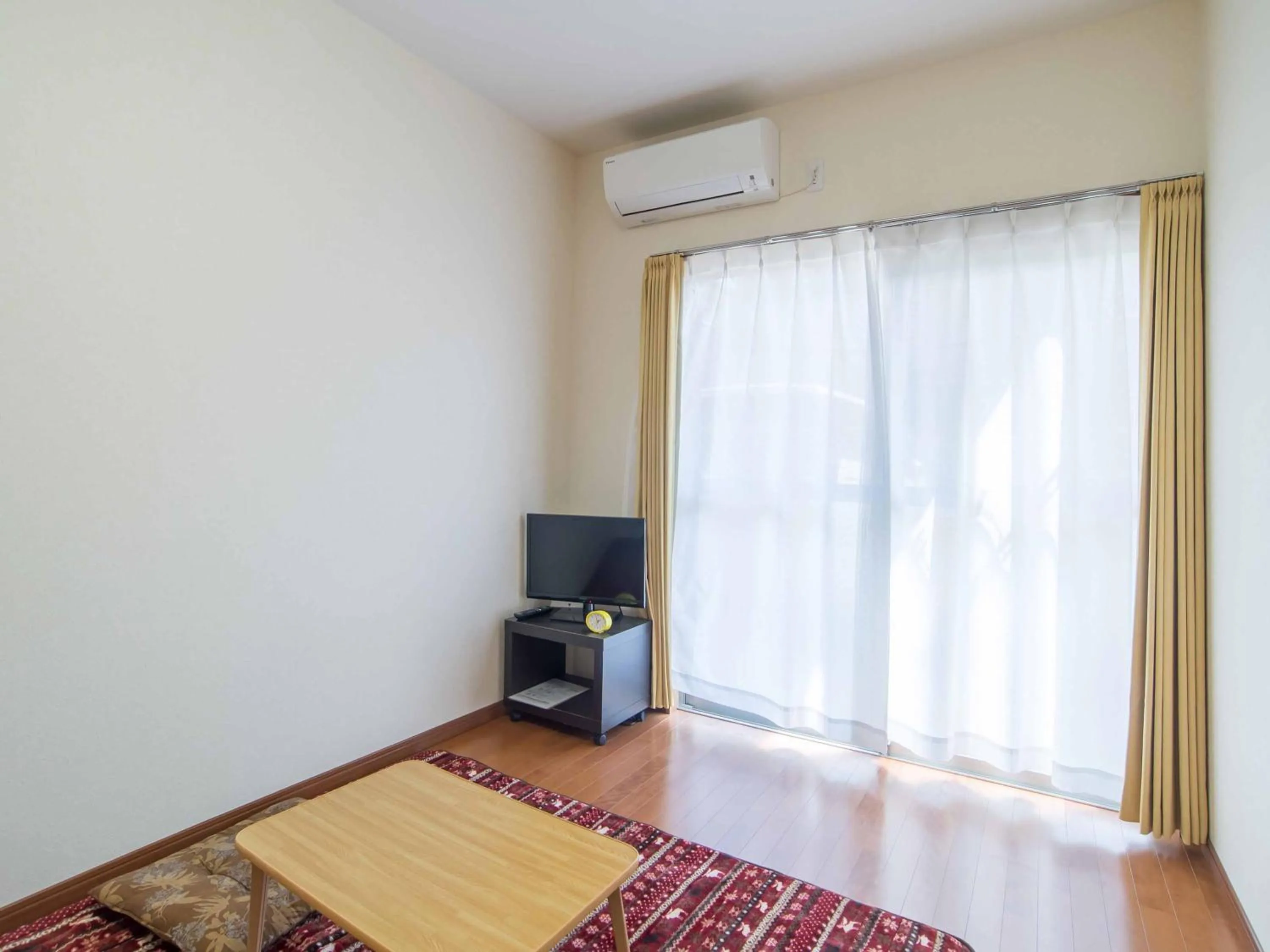 Photo of the whole room in Kenrokuen Inn