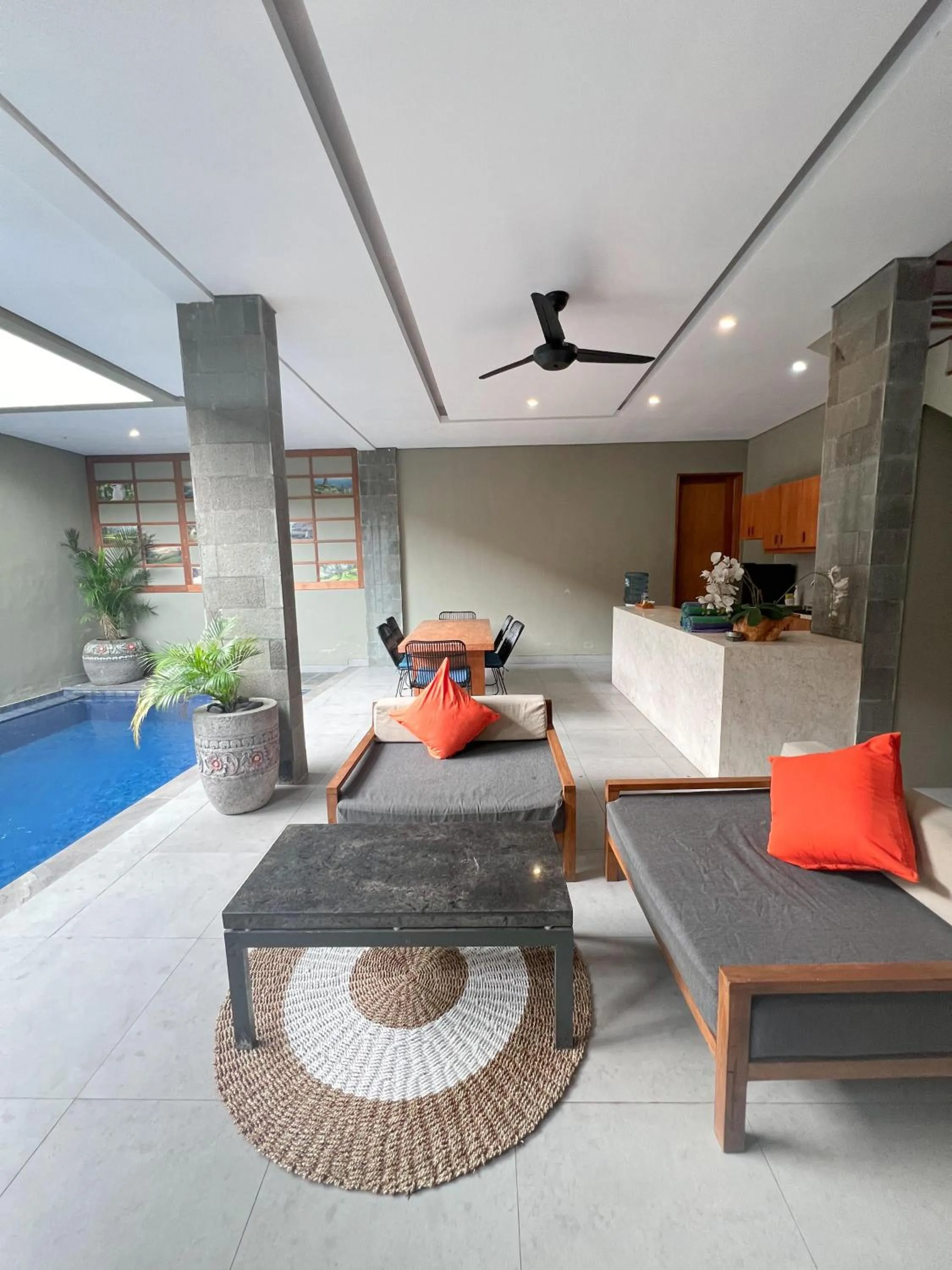 Apple Villa & Suite Seminyak