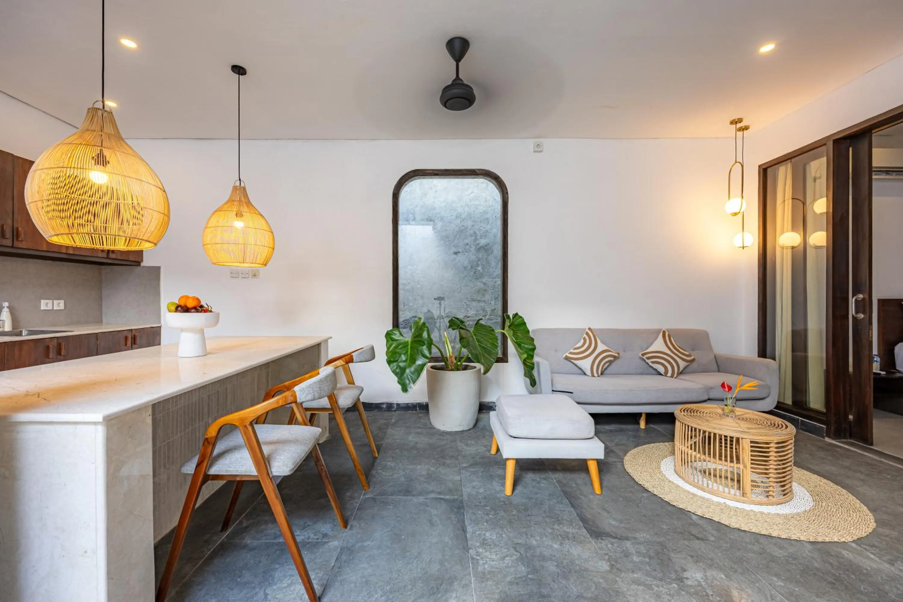 Apple Villa & Suite Seminyak