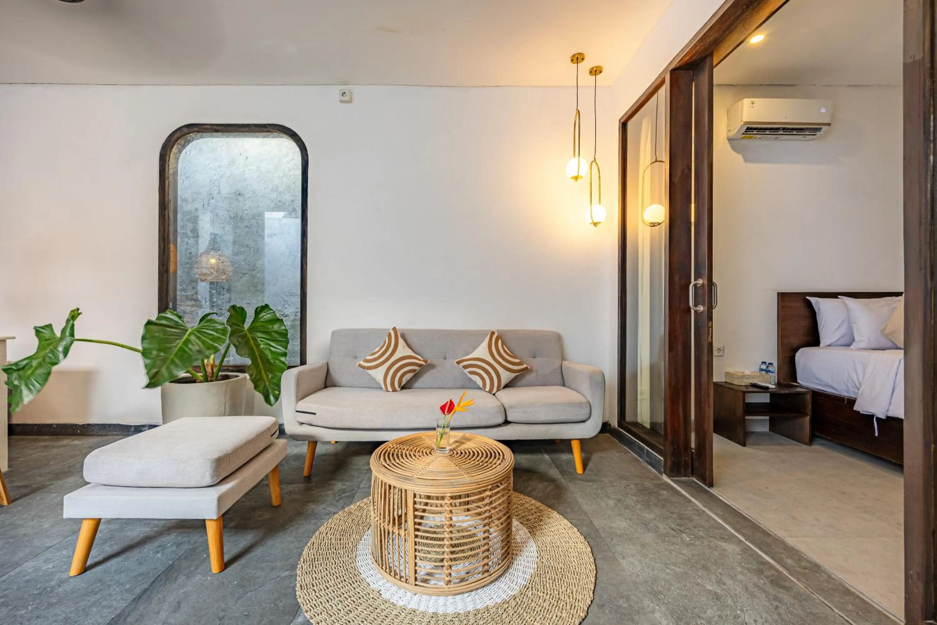 Bed in Apple Villa & Suite Seminyak