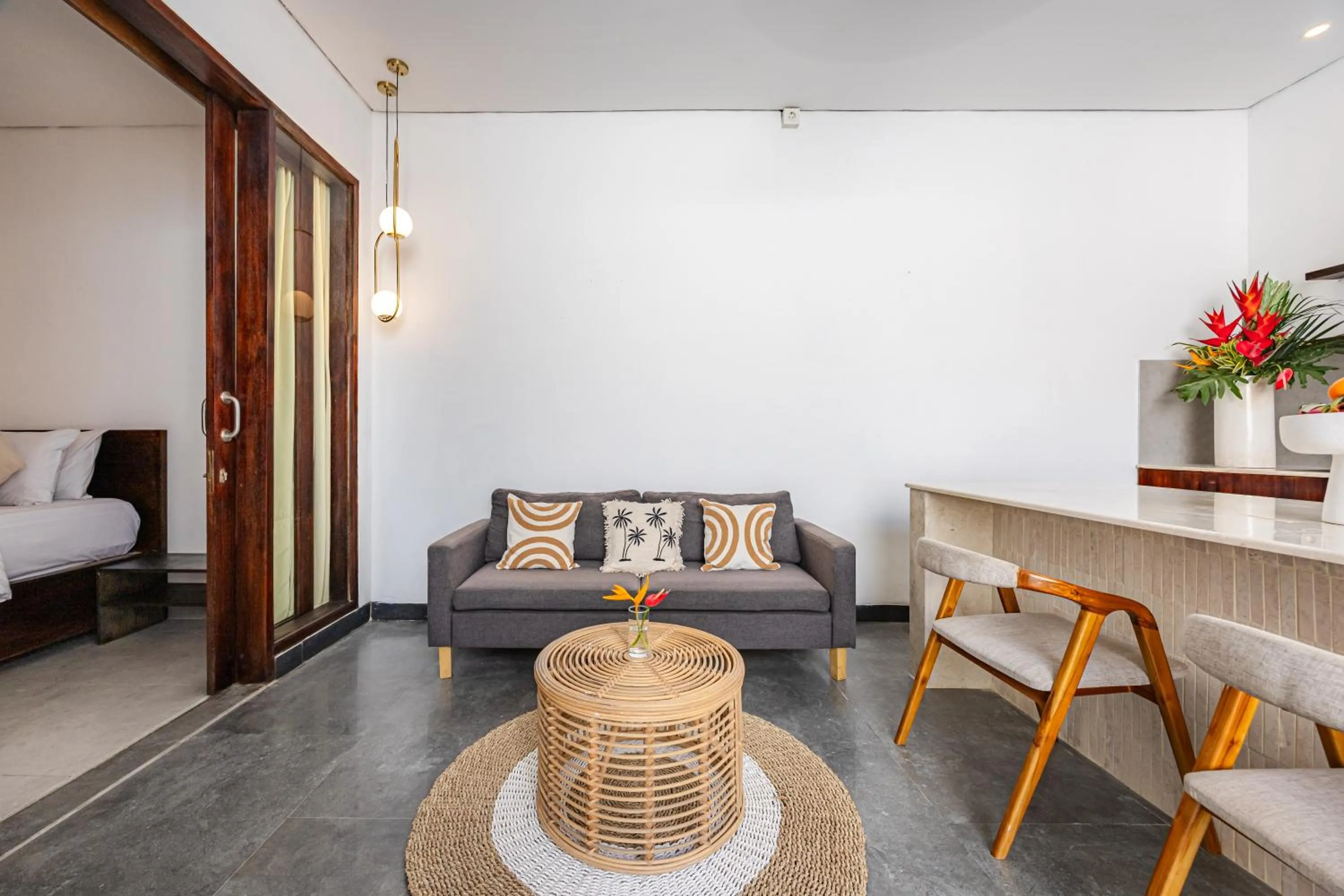 Apple Villa & Suite Seminyak