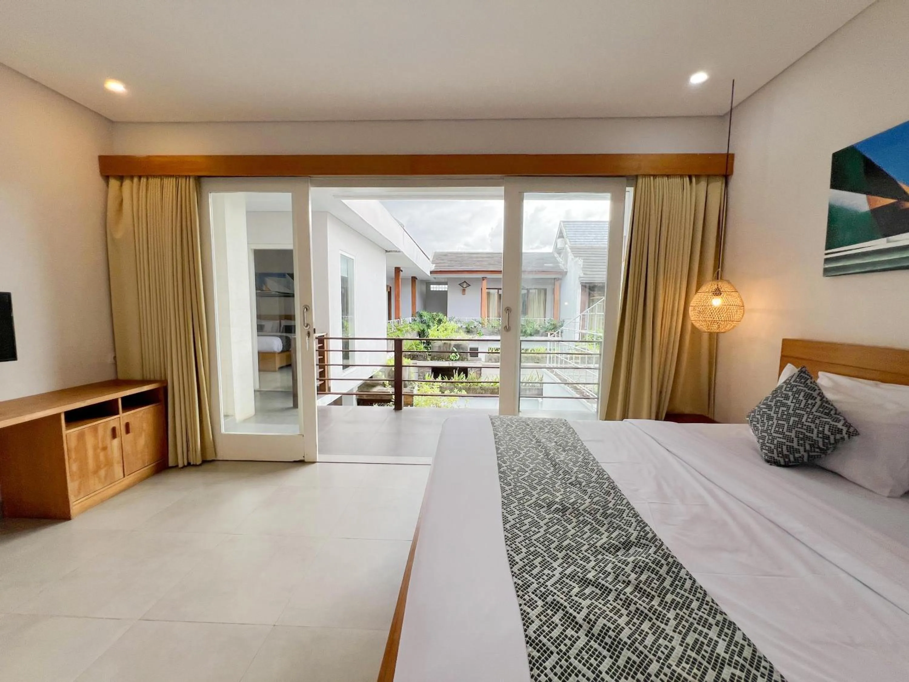 Bed in Apple Villa & Suite Seminyak