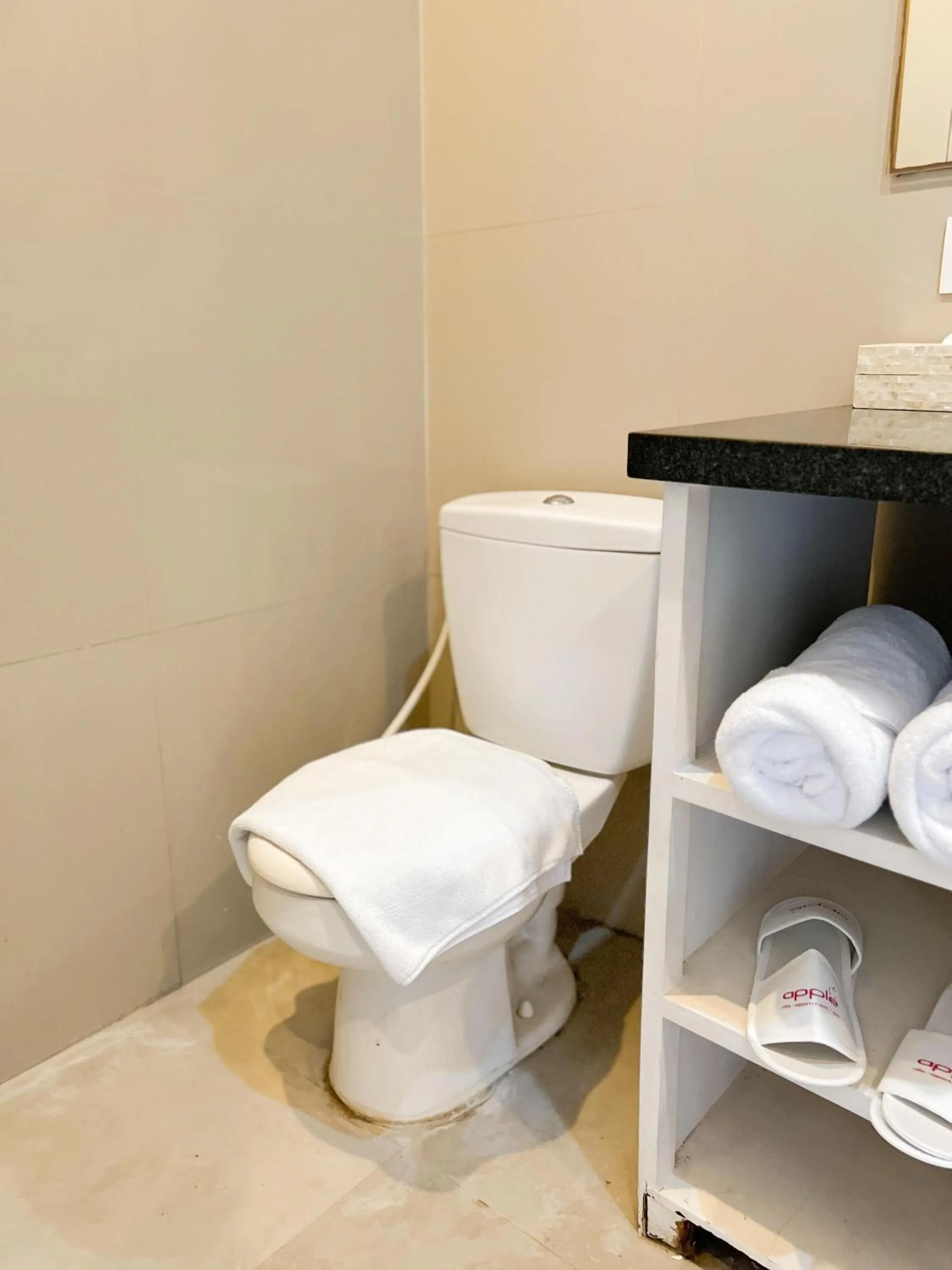 Apple Villa & Suite Seminyak