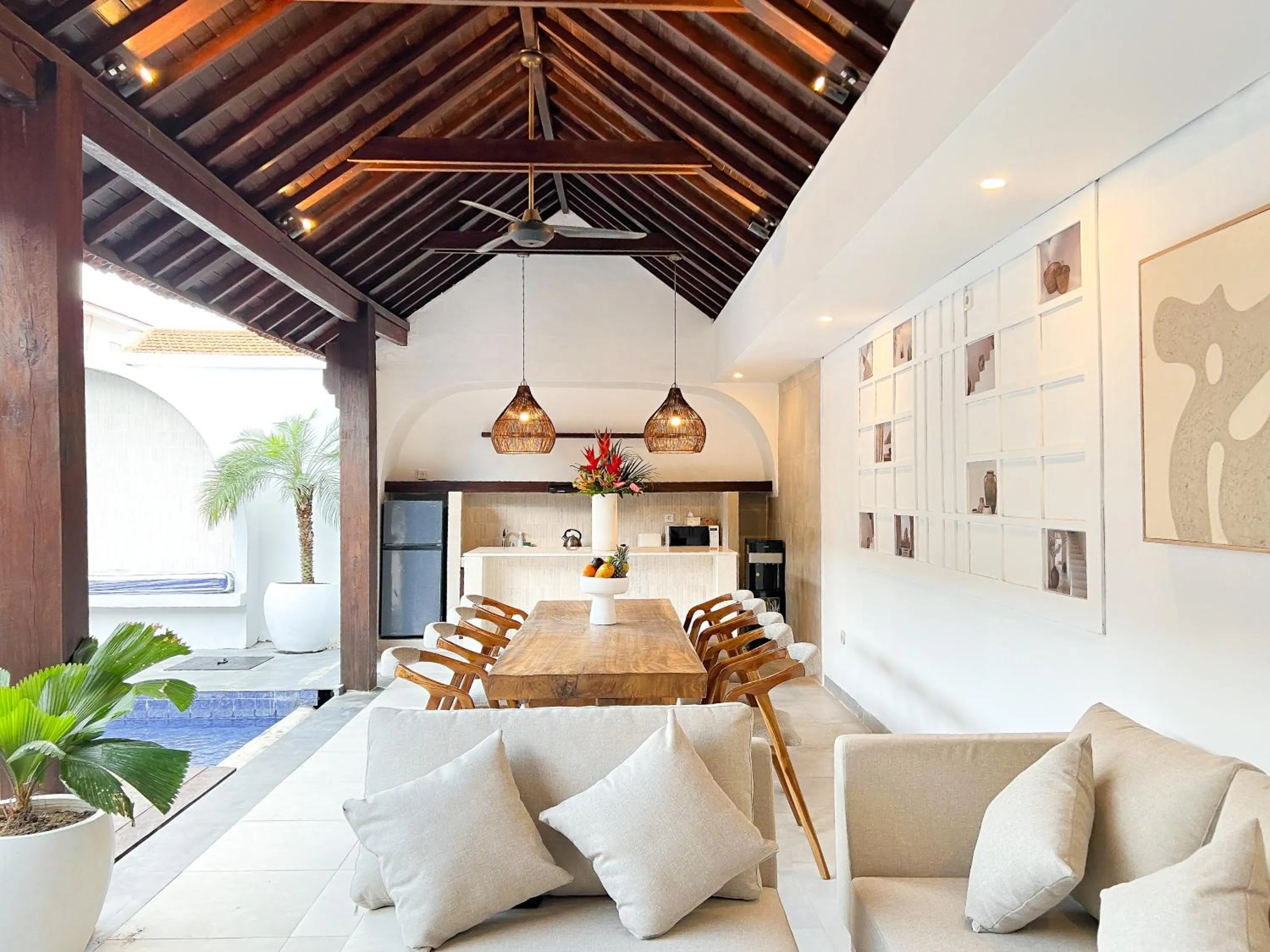 Apple Villa & Suite Seminyak
