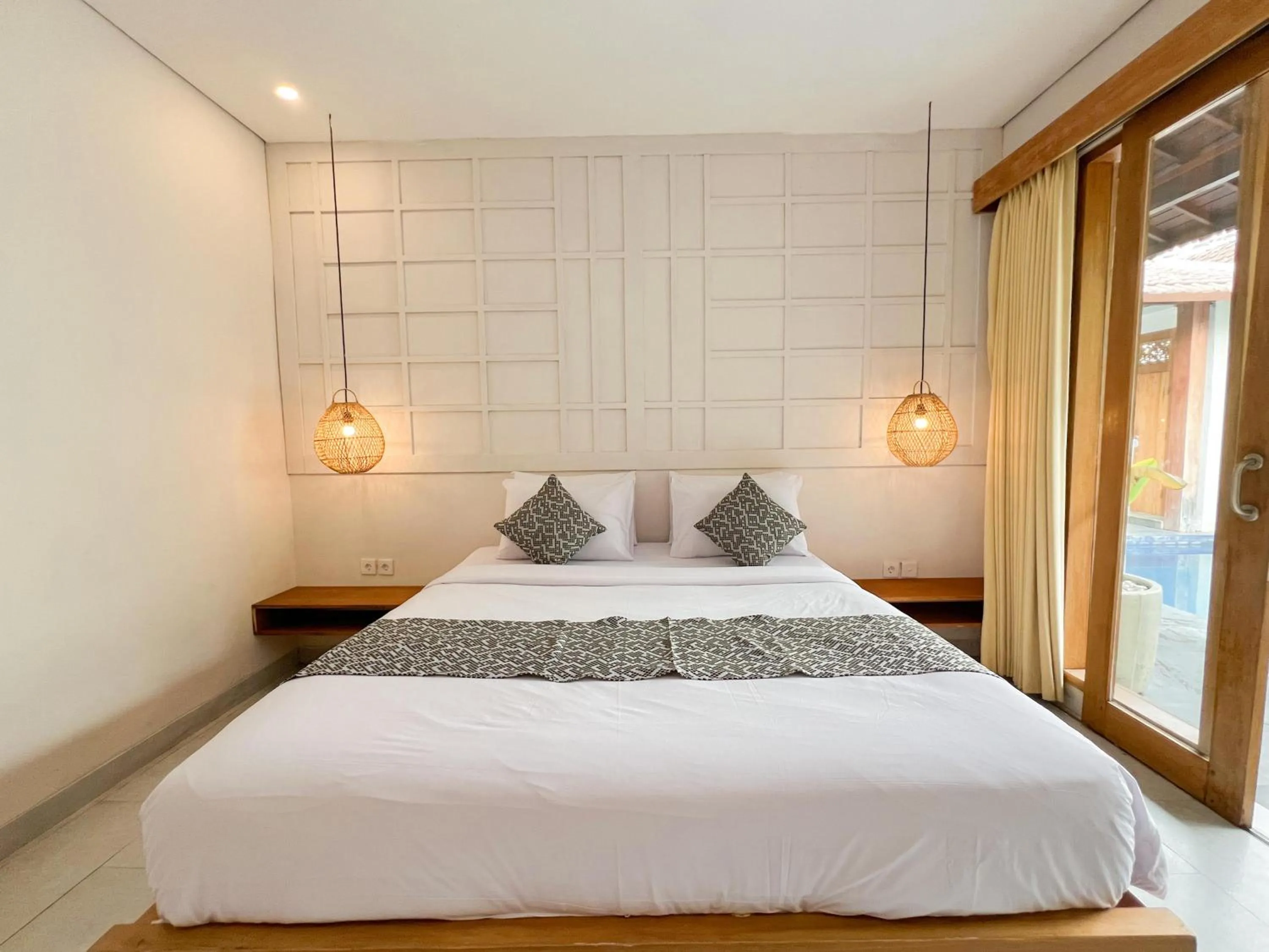 Bedroom, Bed in Apple Villa & Suite Seminyak