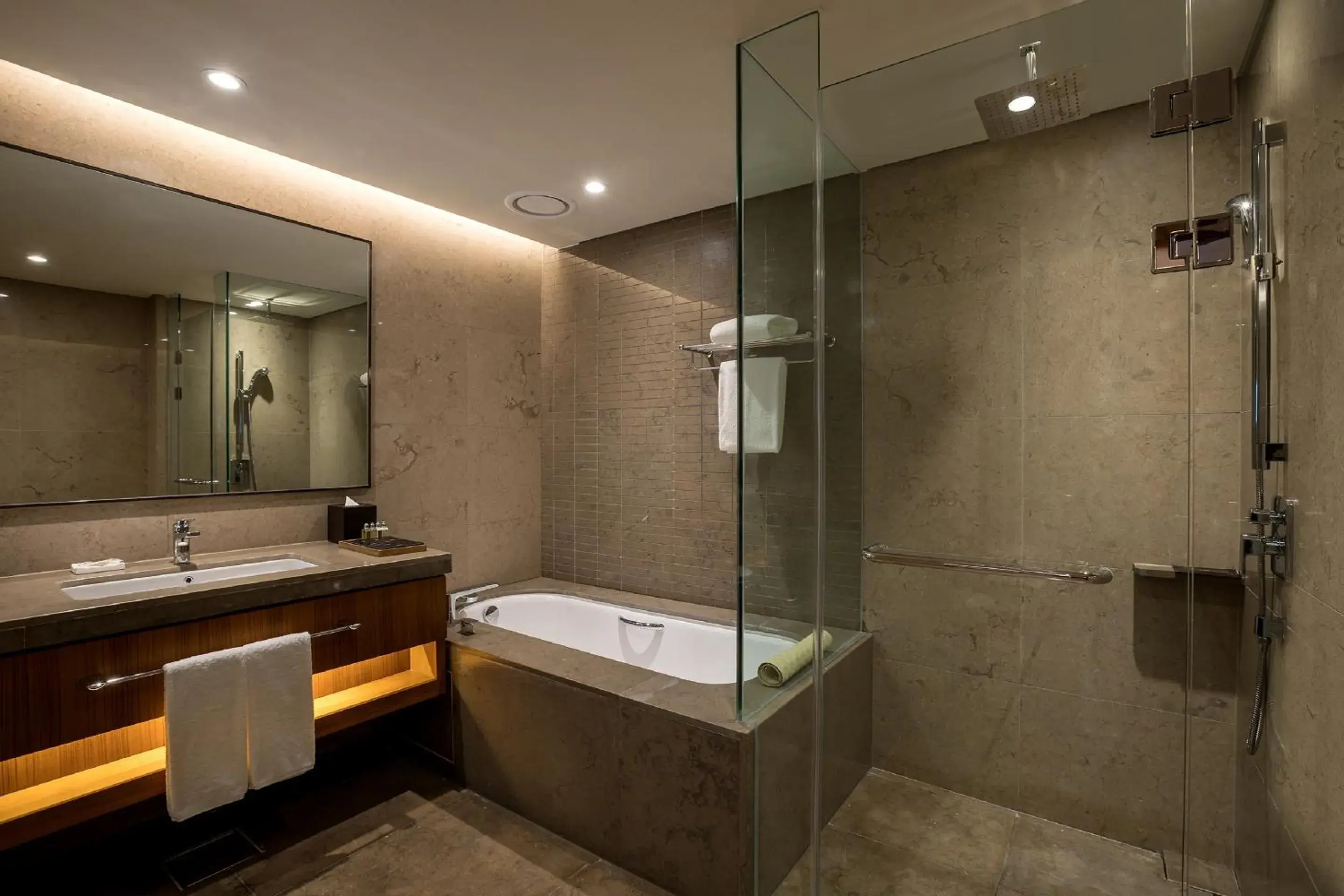 Club Junior Suite - single occupancy in LOTTE Hotel Yangon Club Junior Suite - single occupancy in LOTTE Hotel Yangon