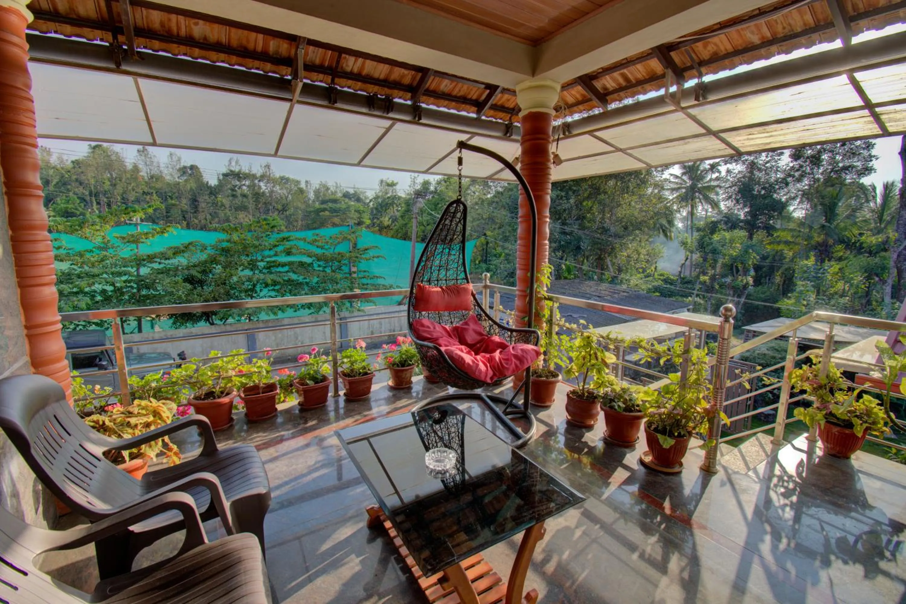 Srinikethana Home Stay with Swimming Pool
