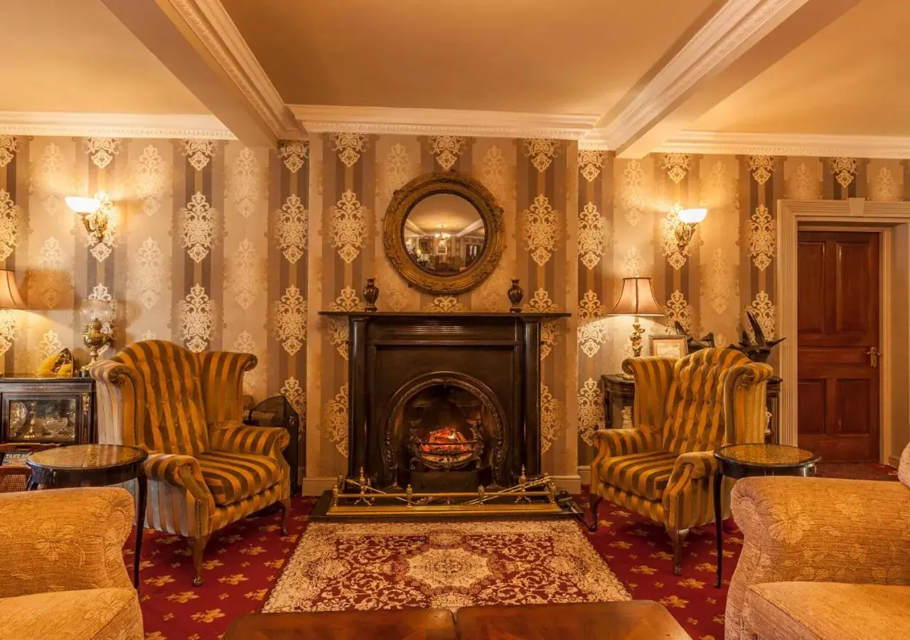 Lounge or bar in Sandhouse Hotel Lounge or bar in Sandhouse Hotel