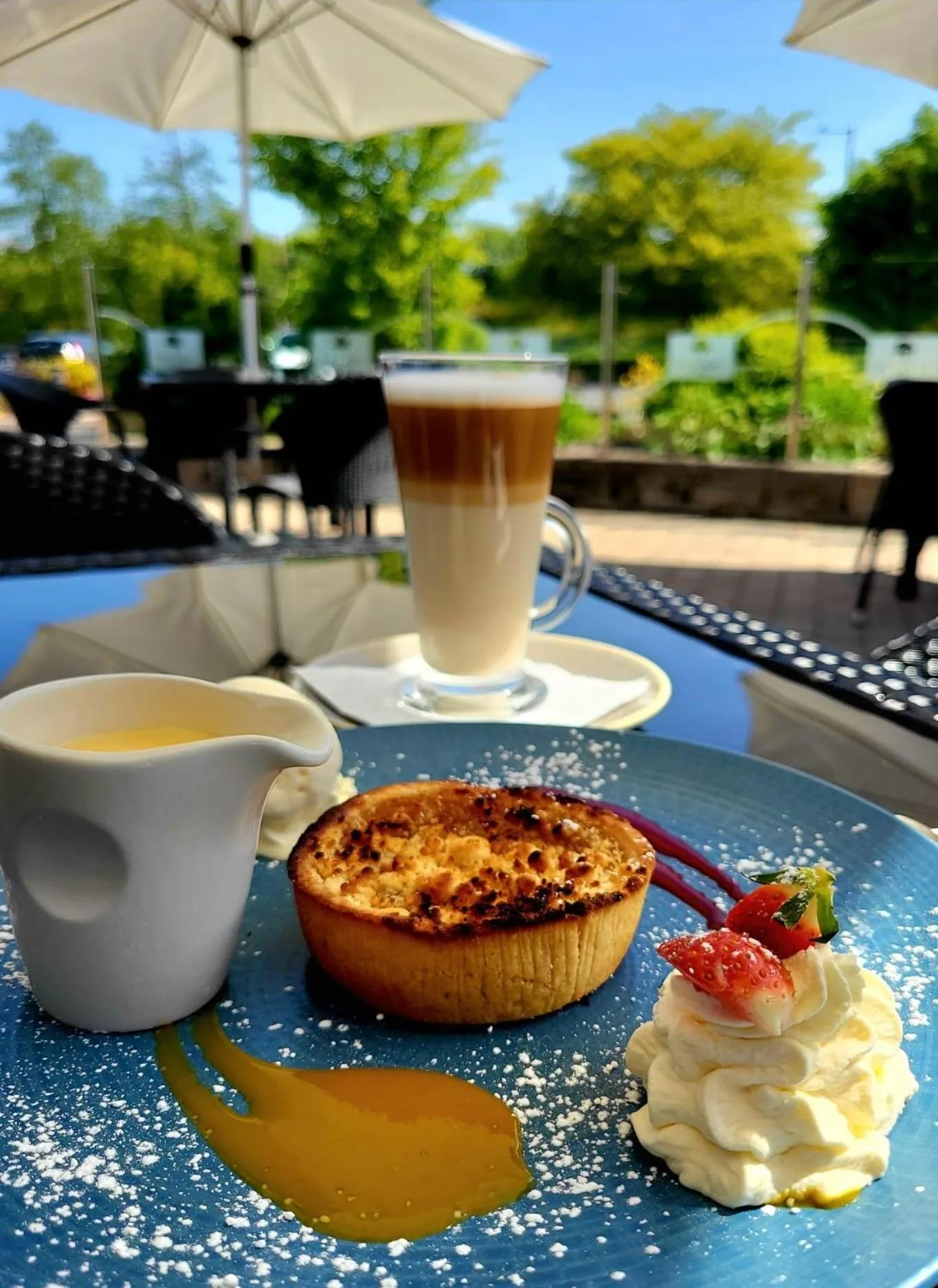 Restaurant/places to eat in Mill Park Hotel