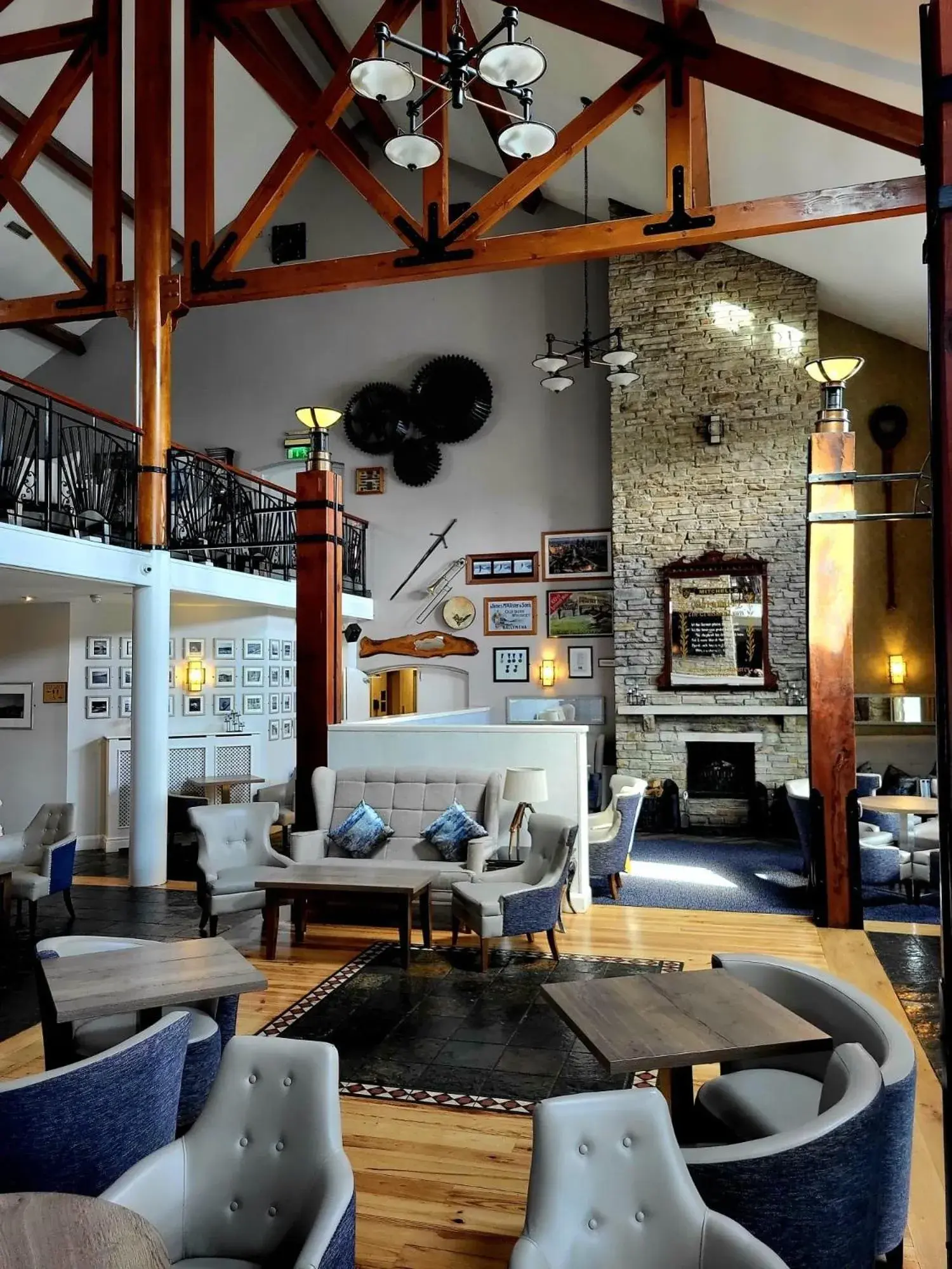 Lounge or bar in Mill Park Hotel Lounge or bar in Mill Park Hotel