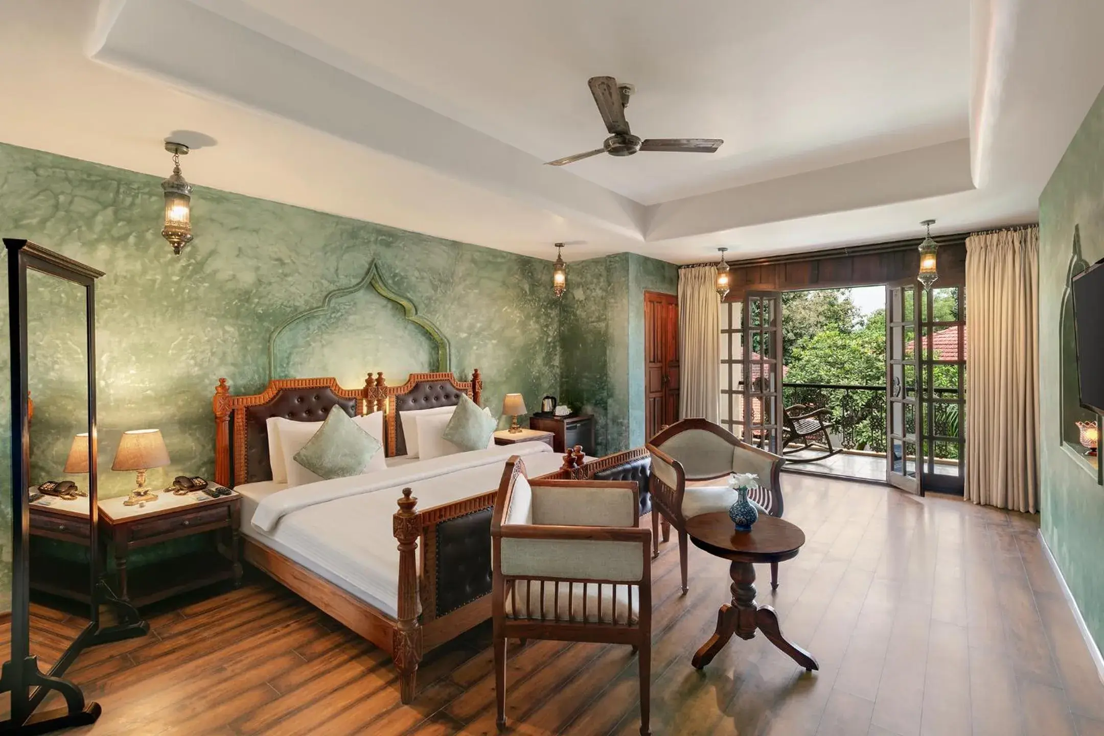 Bedroom, Bed in Amritara Aura Resort & Spa Bedroom, Bed in Amritara Aura Resort & Spa