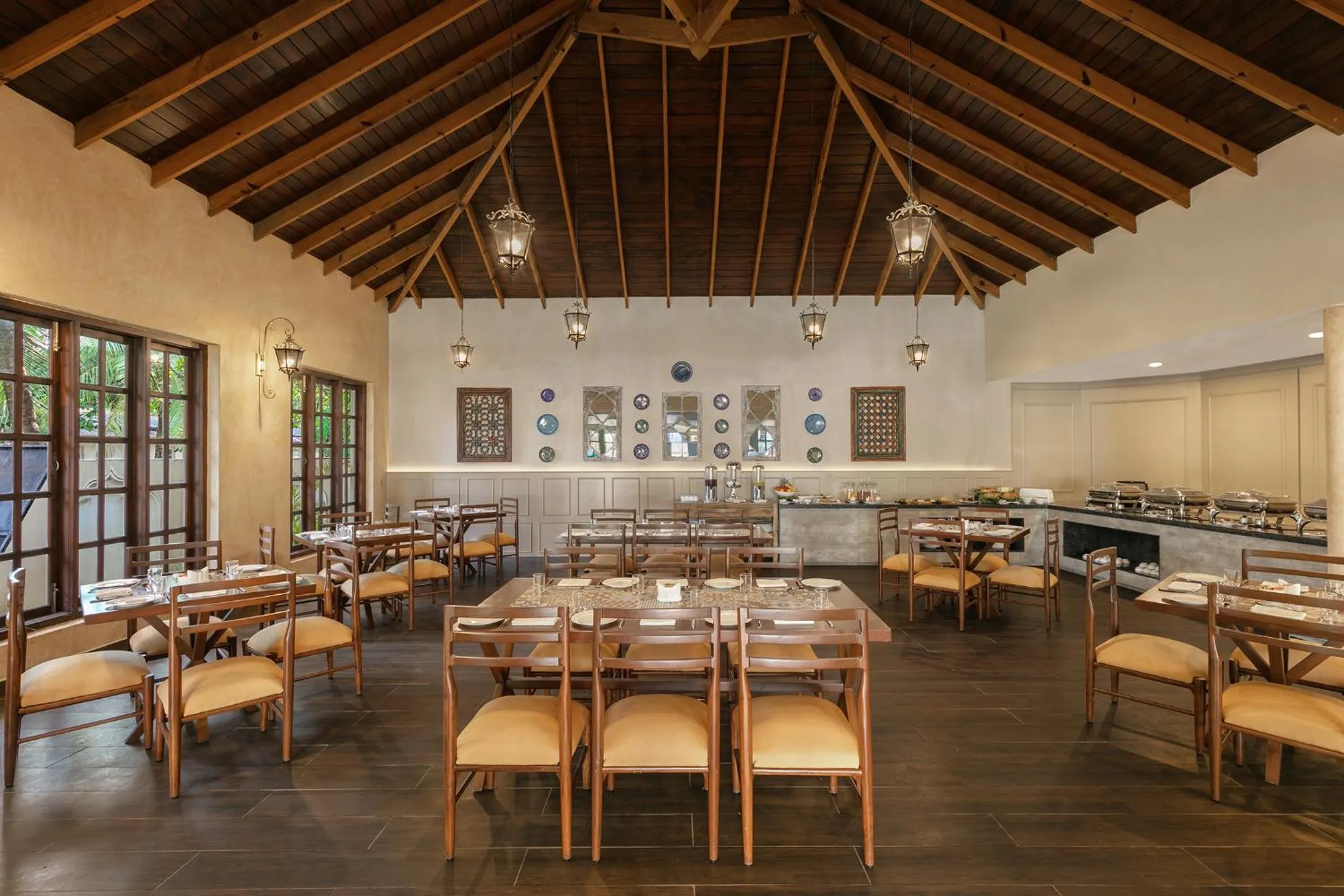 Restaurant/places to eat in Amritara Aura Resort & Spa