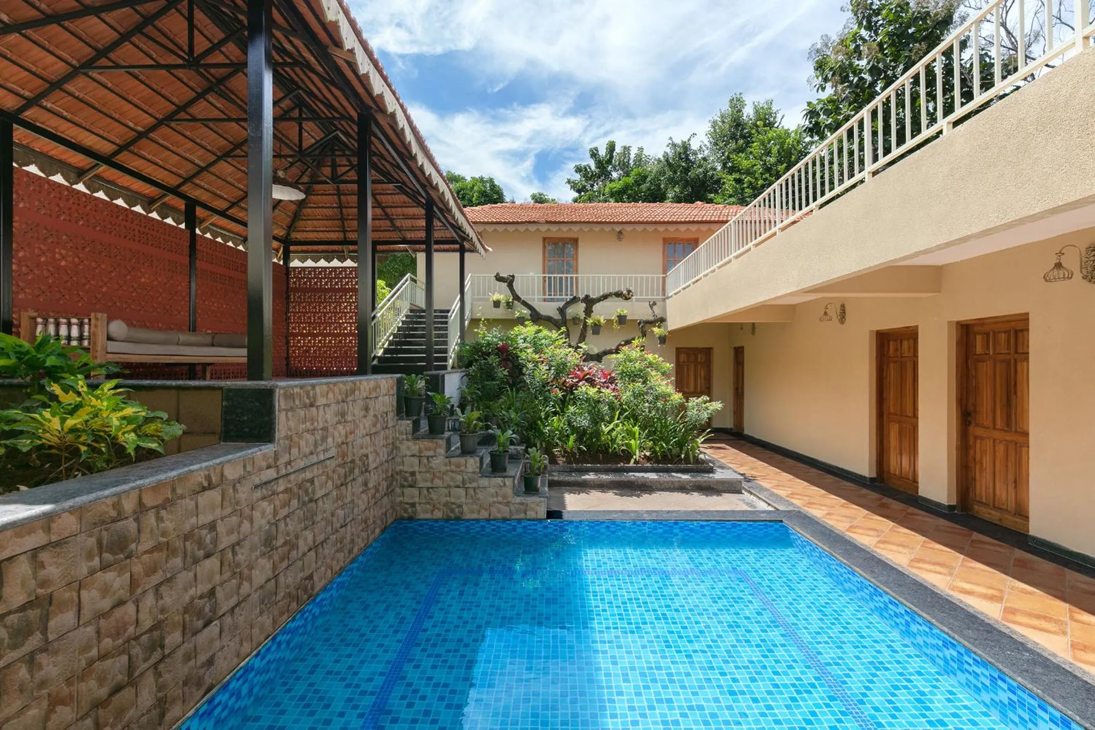 Property building in Amritara Aura Resort & Spa