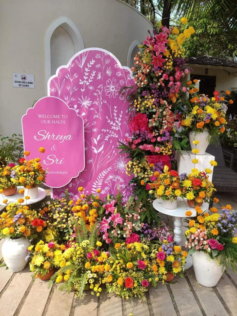 Amritara Aura Resort & Spa