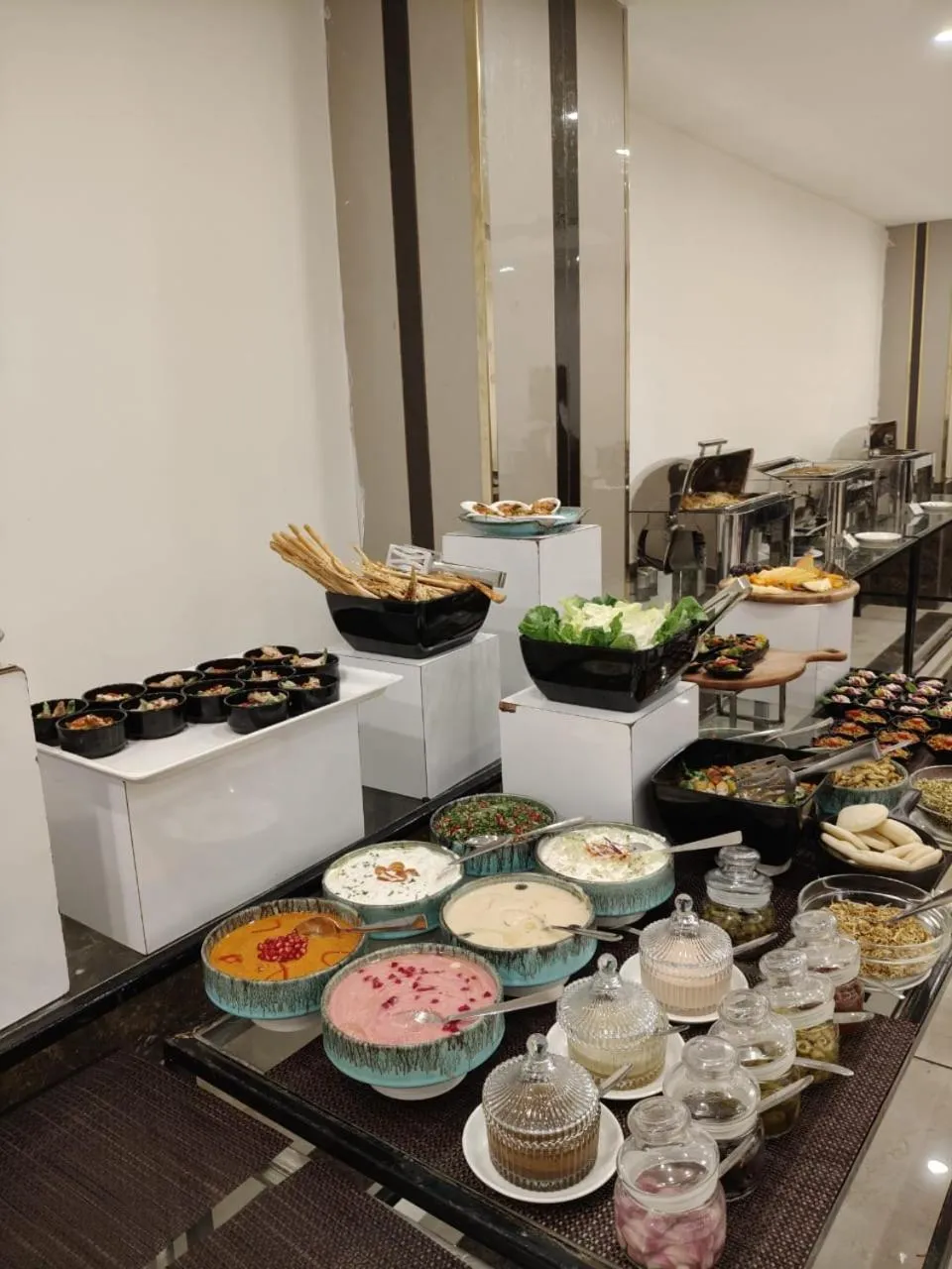 Amritara Aura Resort & Spa