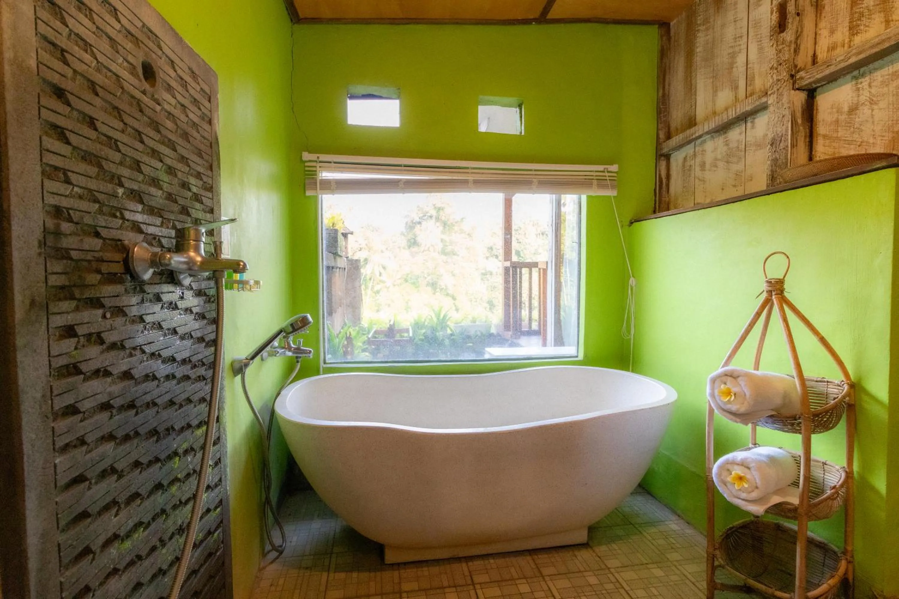 Bathroom in Doni House & Villas