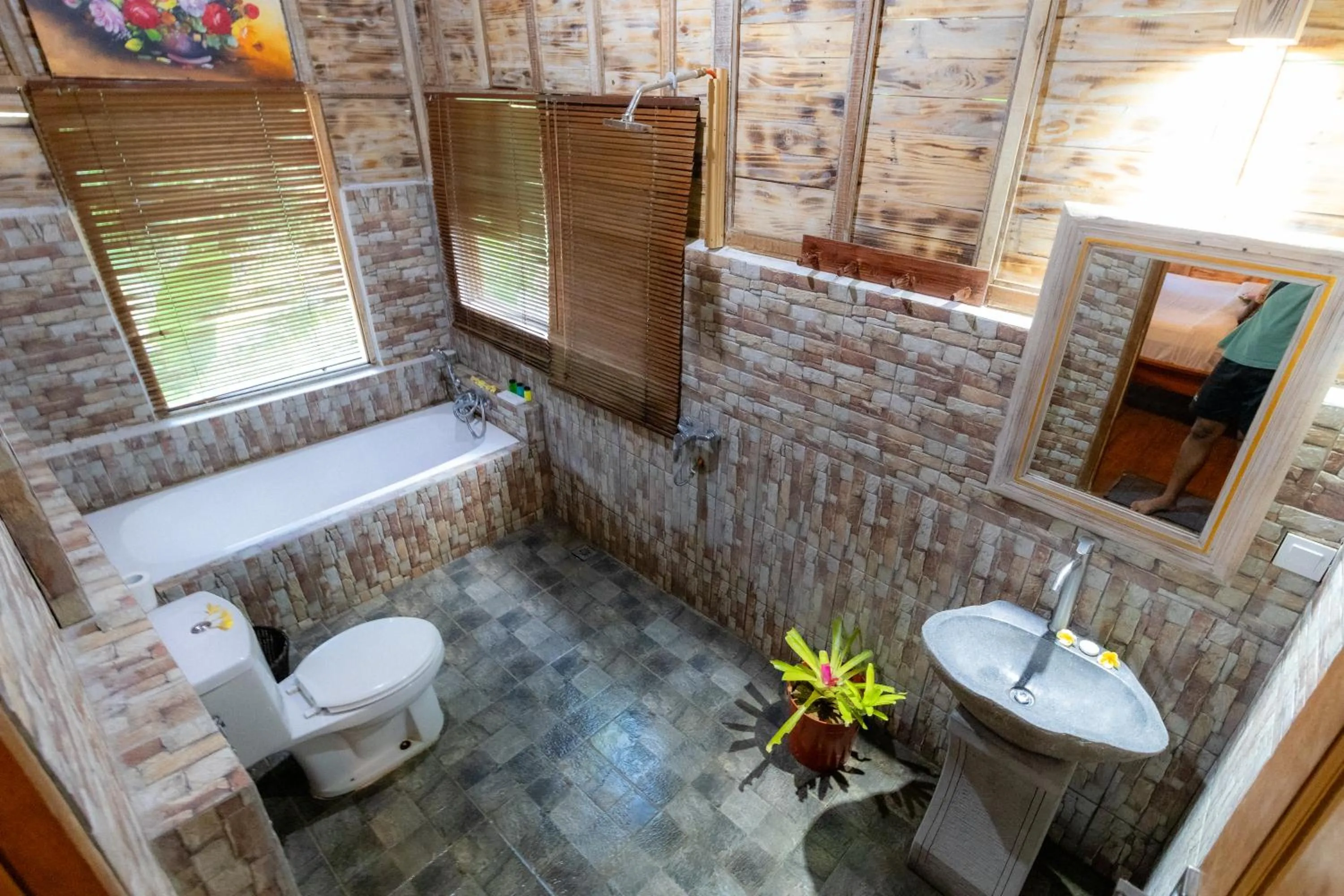 Bathroom in Doni House & Villas
