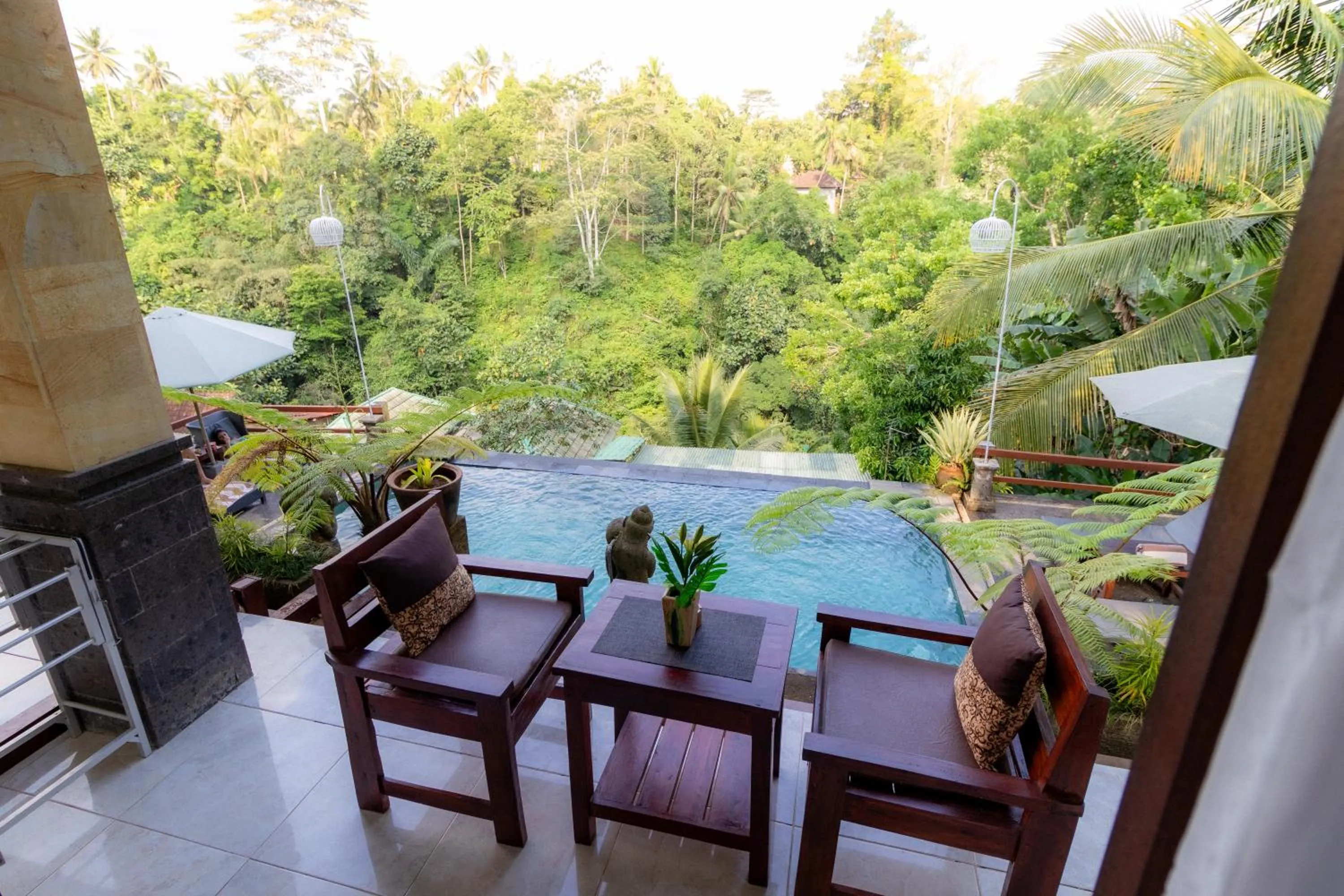 Pool view in Doni House & Villas