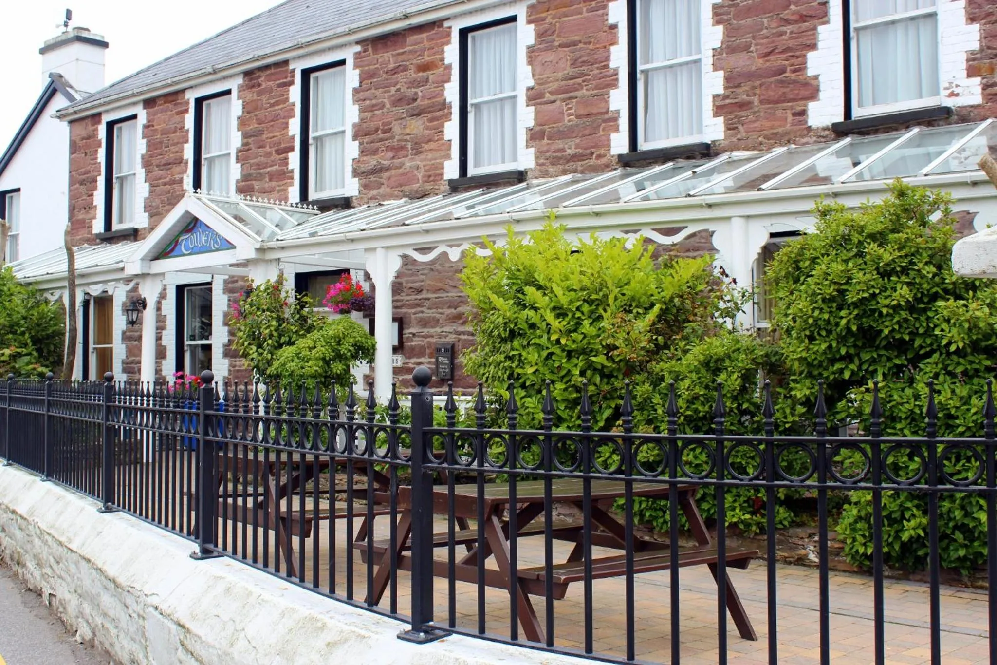 Property building in Towers Hotel Glenbeigh