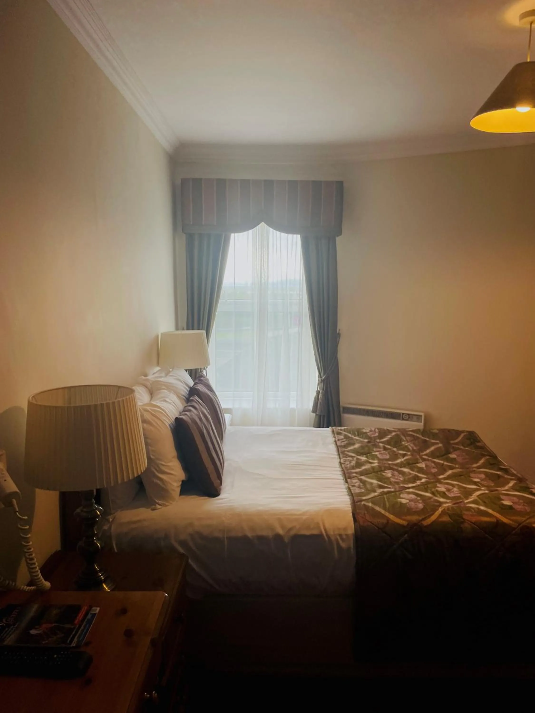 Bed in Towers Hotel Glenbeigh