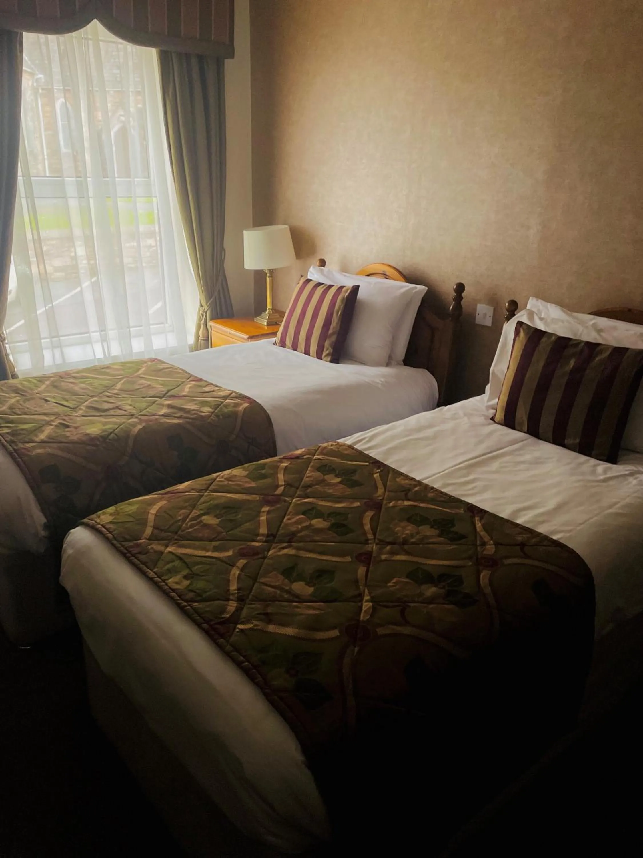 Bed in Towers Hotel Glenbeigh