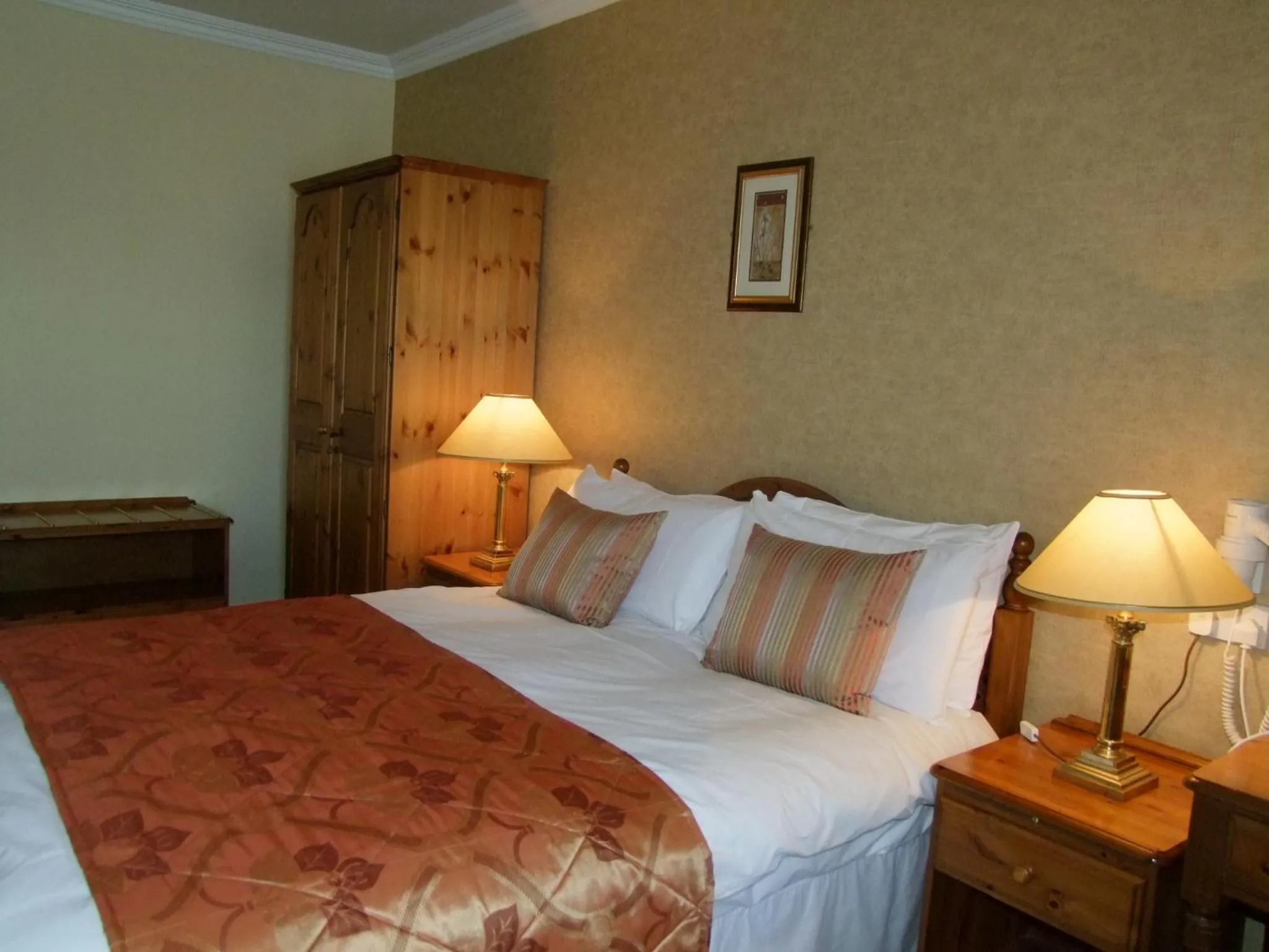 Bed in Towers Hotel Glenbeigh