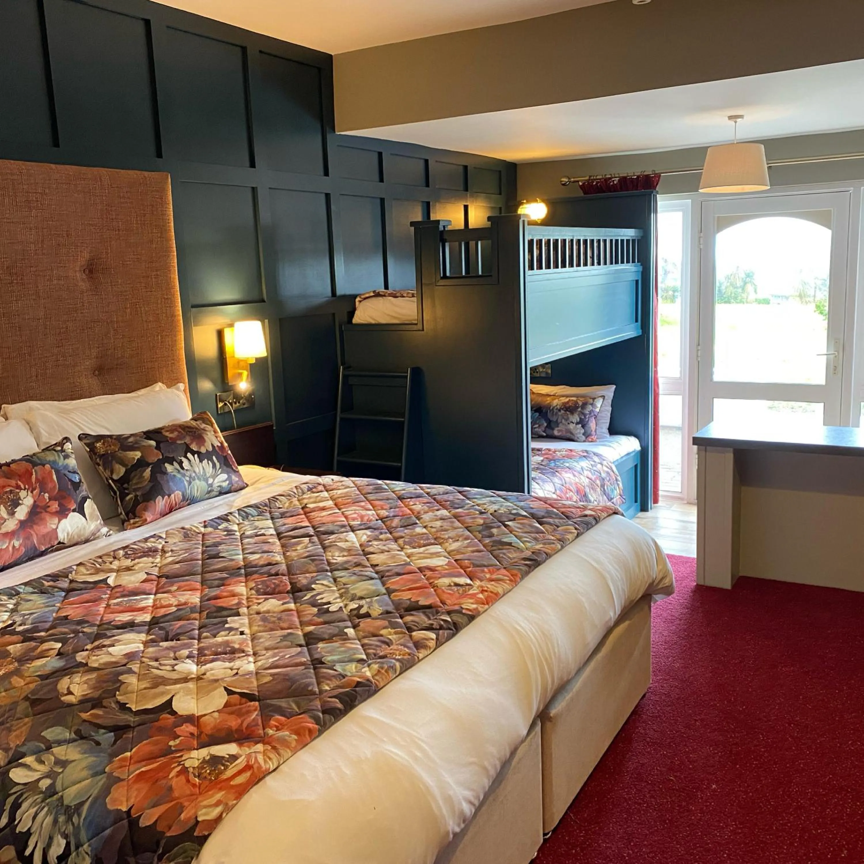 Bed in Towers Hotel Glenbeigh