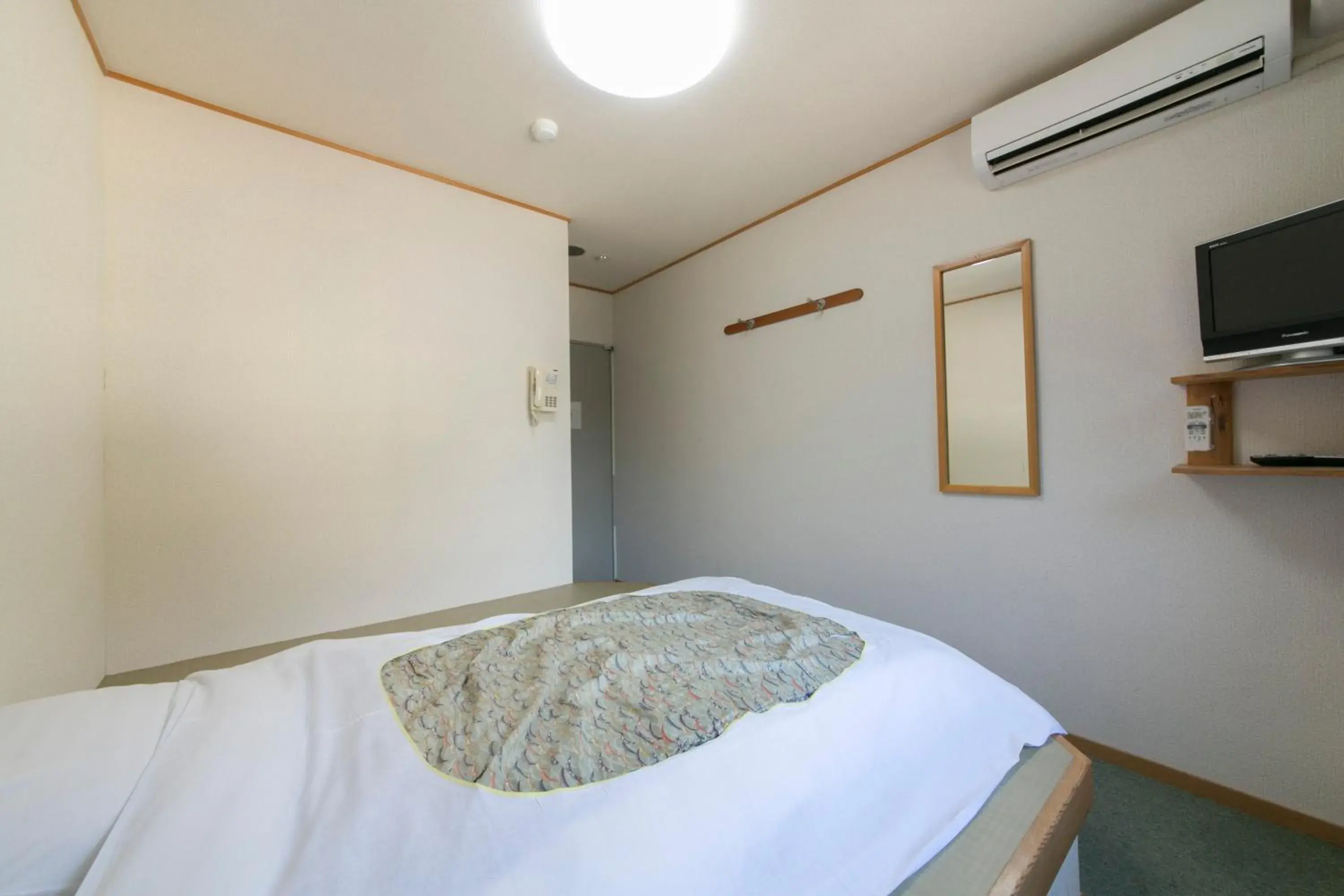 Japanese Style Single Room with Shared Bathroom - single occupancy - Smoking in Sansuikan Kawayu Matsuya Japanese Style Single Room with Shared Bathroom - single occupancy - Smoking in Sansuikan Kawayu Matsuya