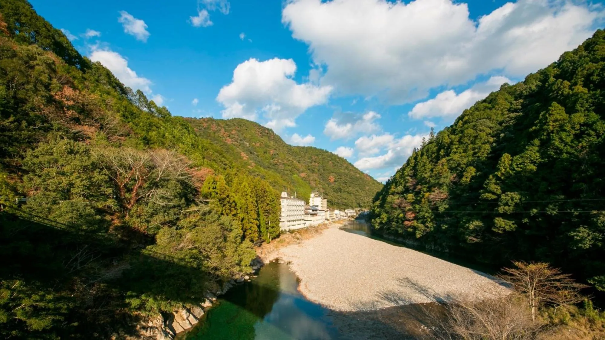 Off site in Sansuikan Kawayu Matsuya