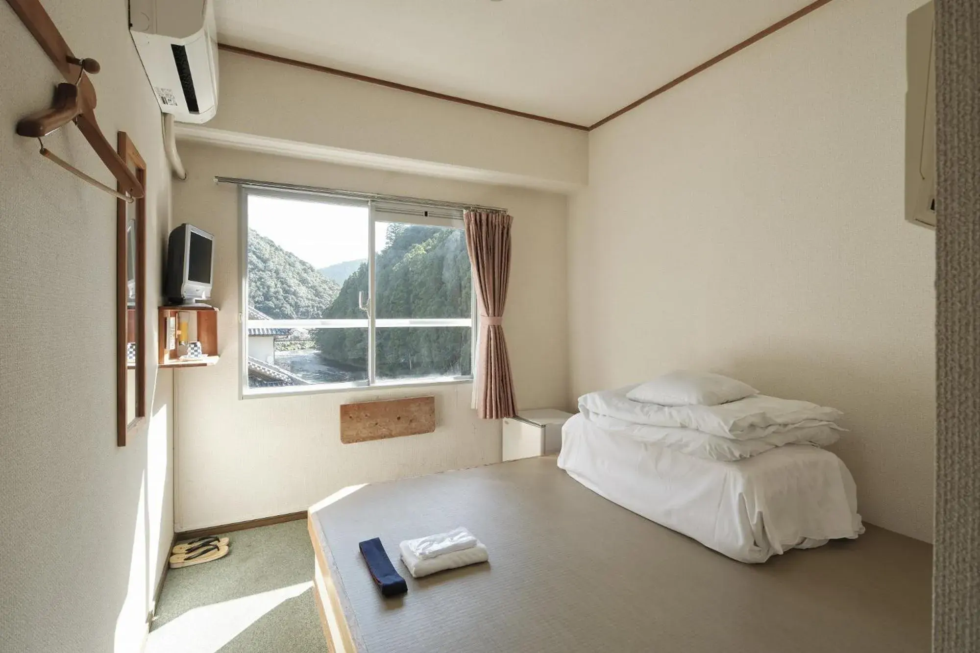 Photo of the whole room, Bed in Sansuikan Kawayu Matsuya Photo of the whole room, Bed in Sansuikan Kawayu Matsuya