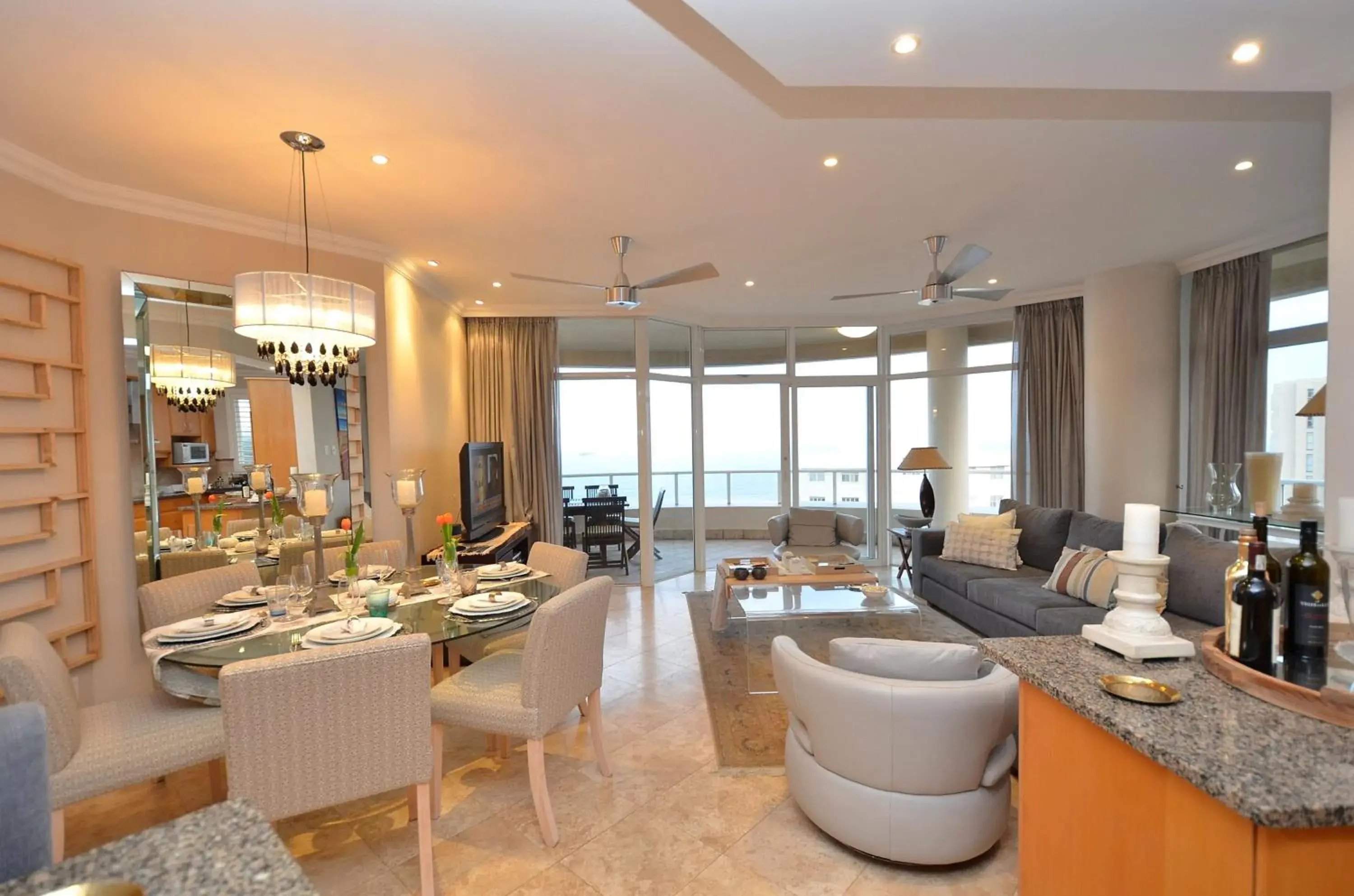 703 Oyster Schelles - by Stay in Umhlanga 703 Oyster Schelles - by Stay in Umhlanga