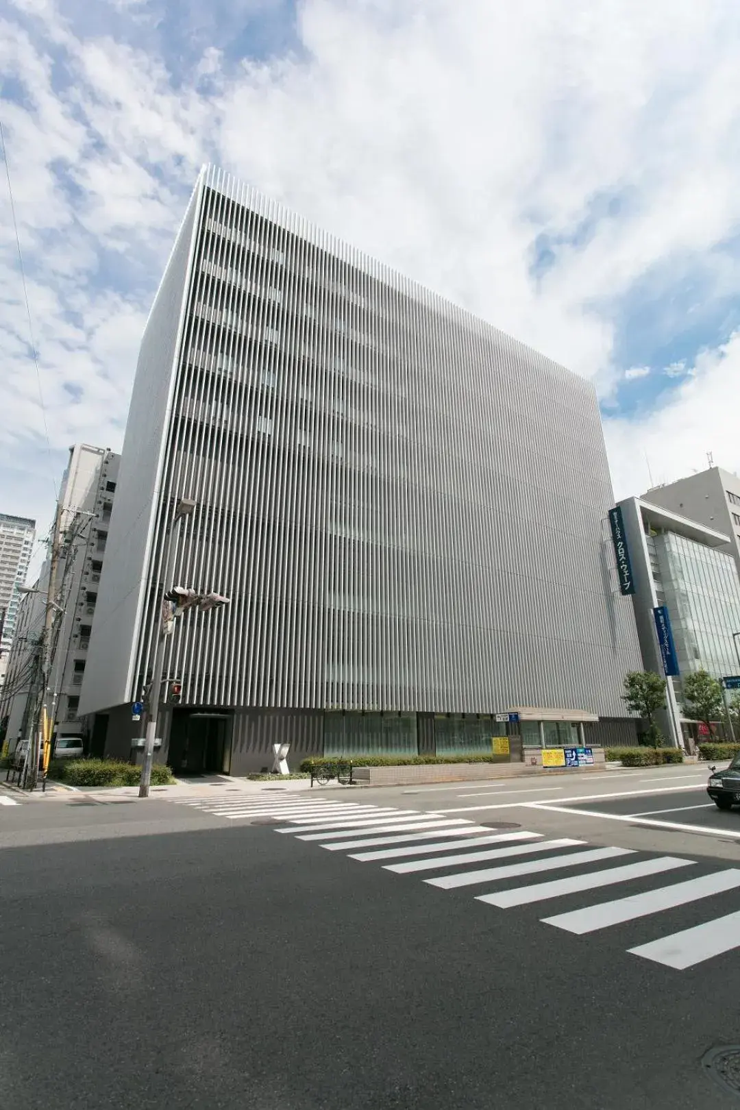 Property building in Cross Wave Umeda Property building in Cross Wave Umeda