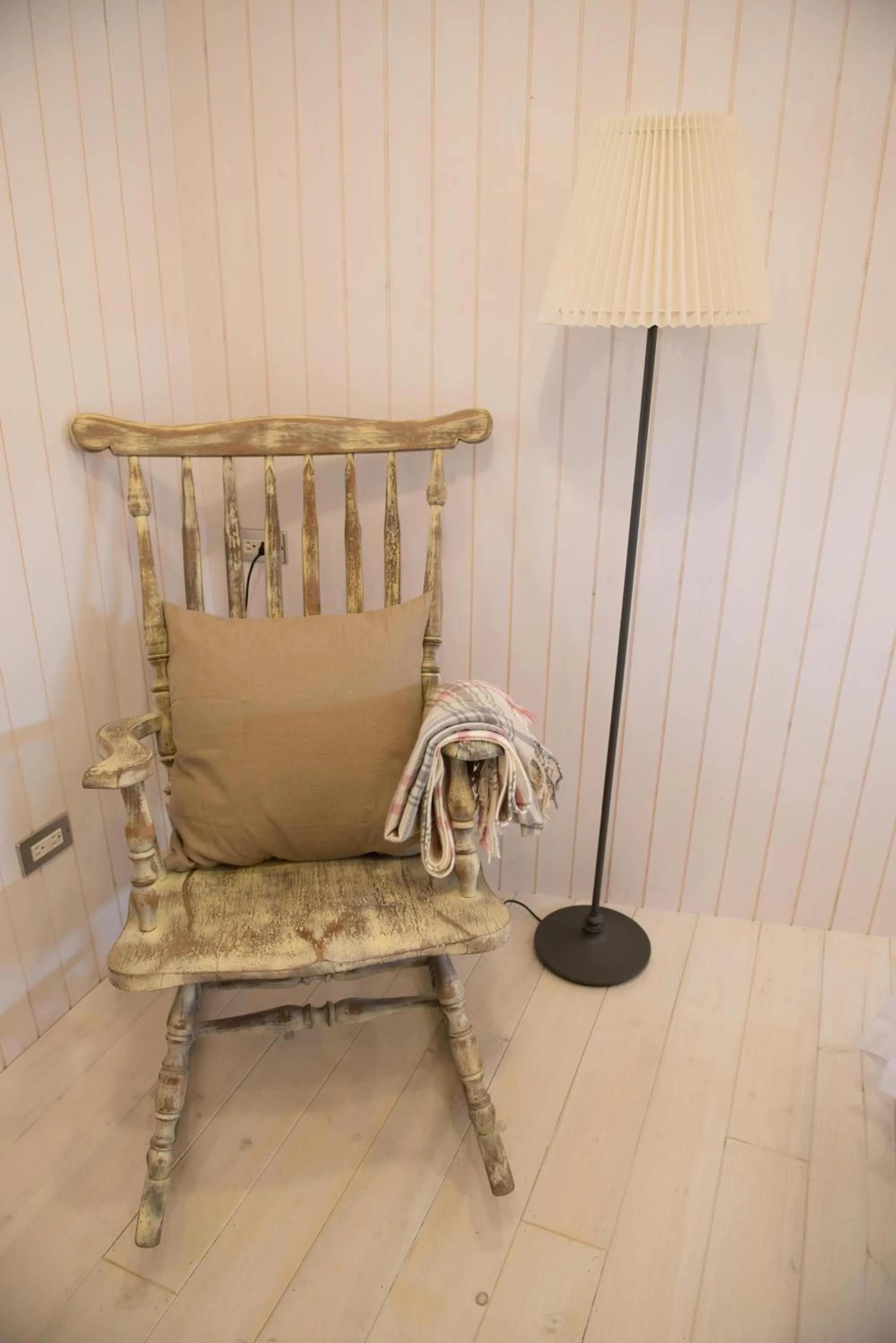 Seating area in 窩好宅 Stay Nice Home