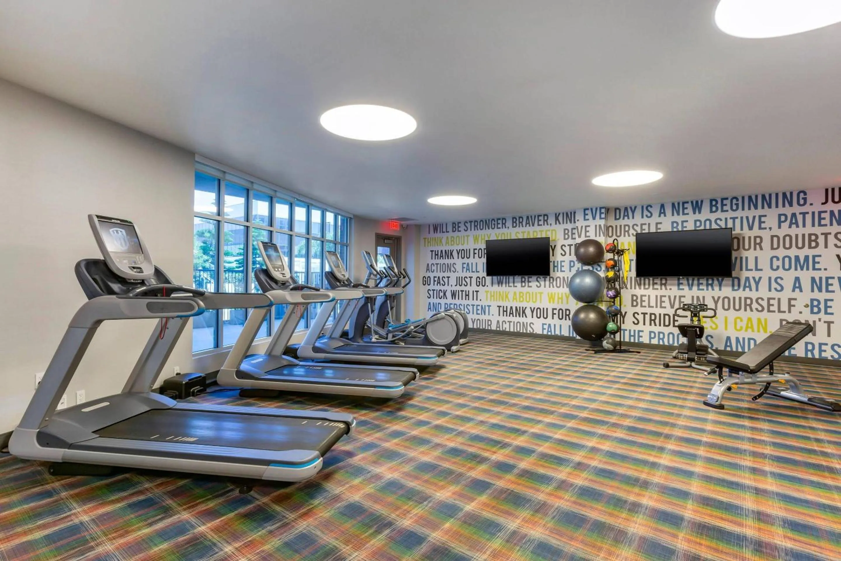 Fitness centre/facilities in Cambria Hotel LAX