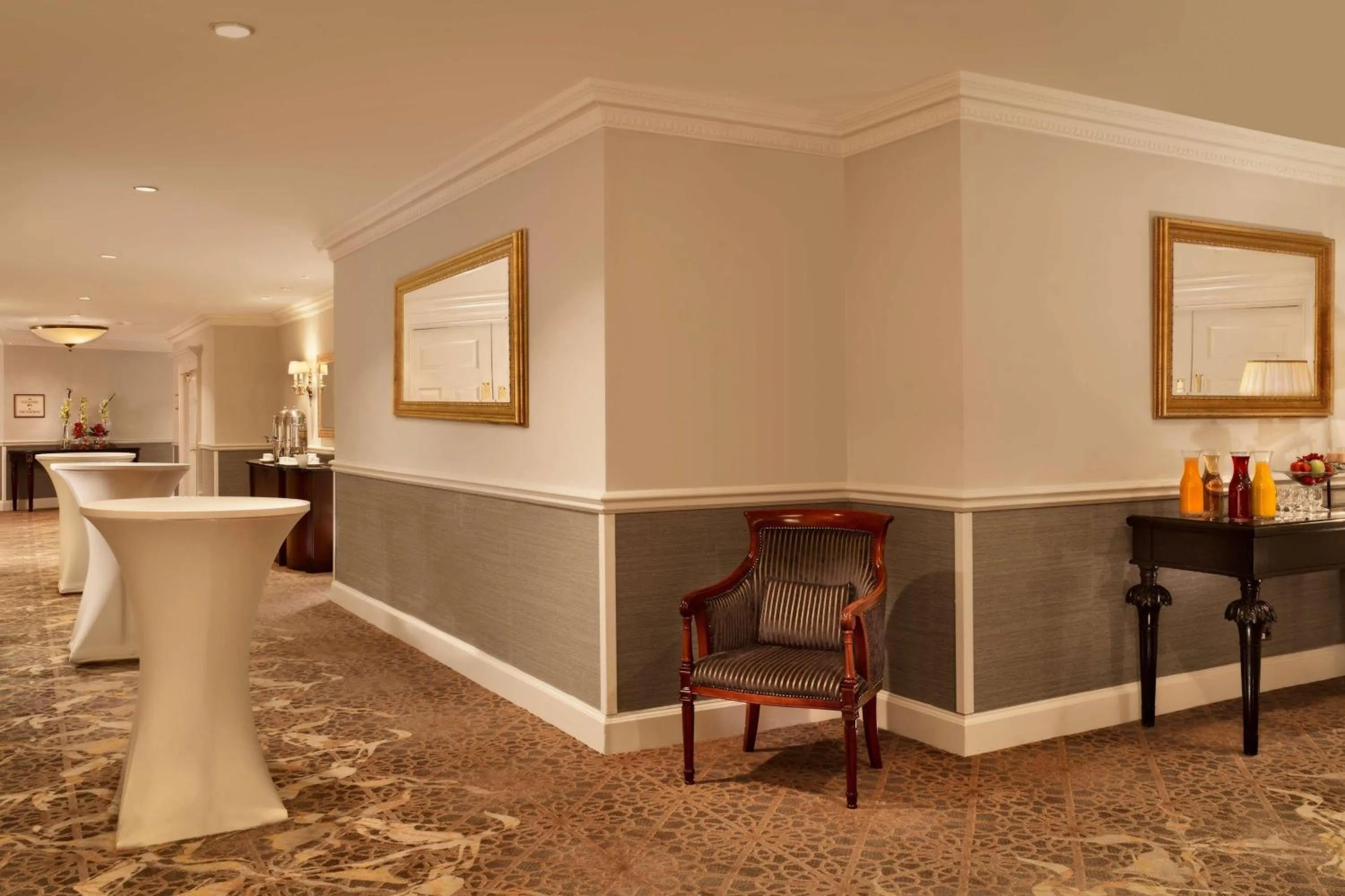 Meeting/conference room in The College Green Dublin Hotel, Autograph Collection