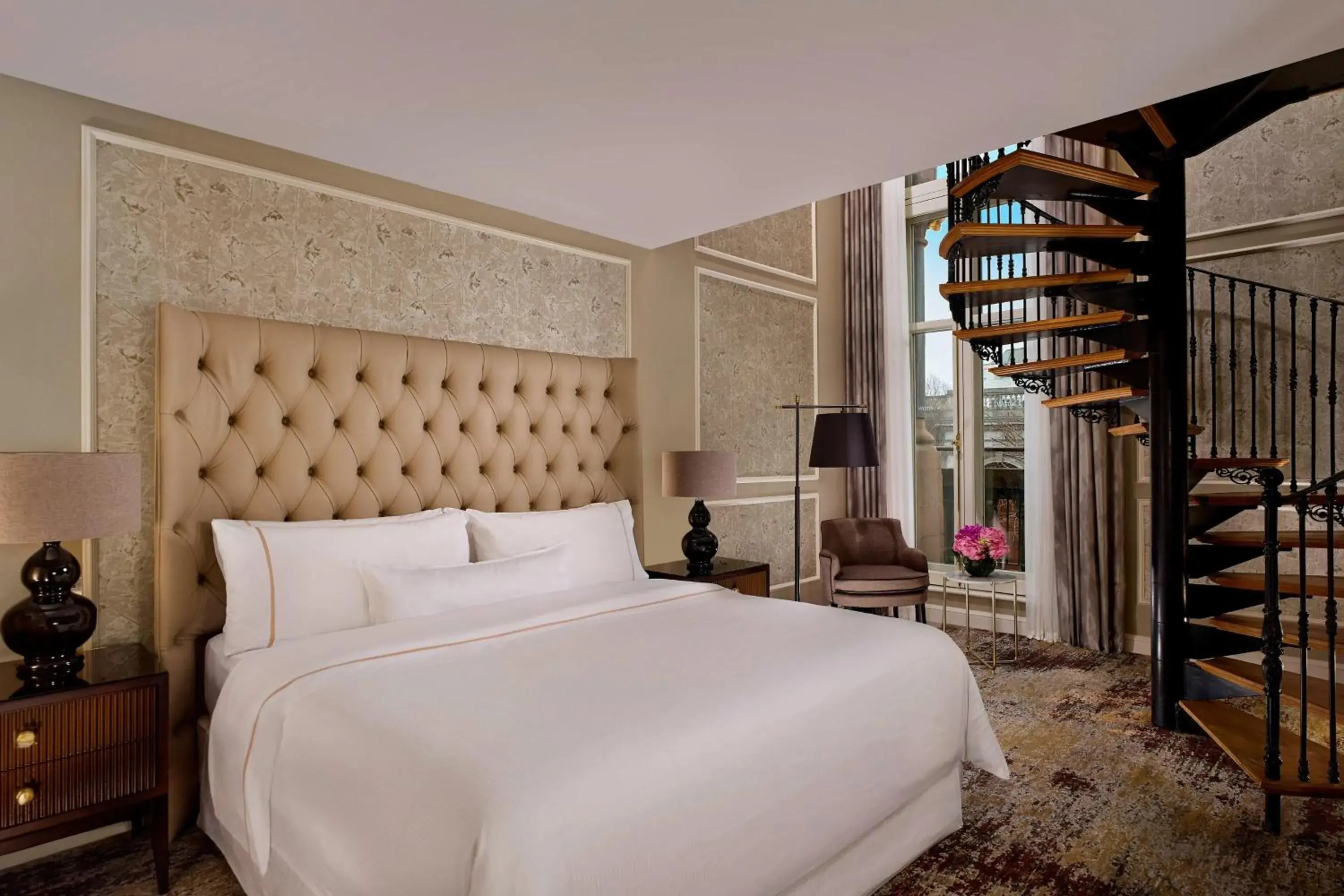 Bedroom, Bed in The College Green Dublin Hotel, Autograph Collection Bedroom, Bed in The College Green Dublin Hotel, Autograph Collection