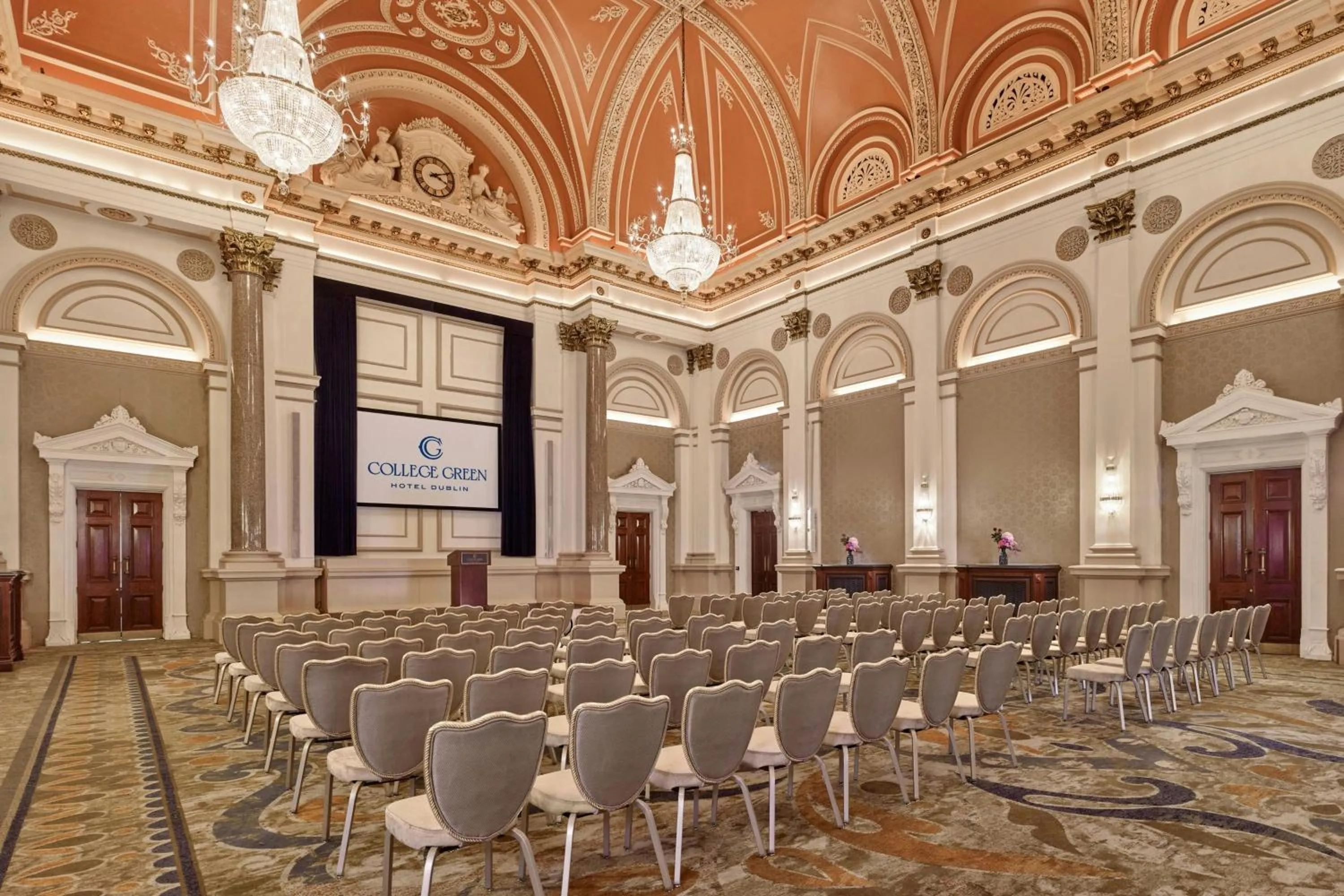 Entertainment in The College Green Dublin Hotel, Autograph Collection