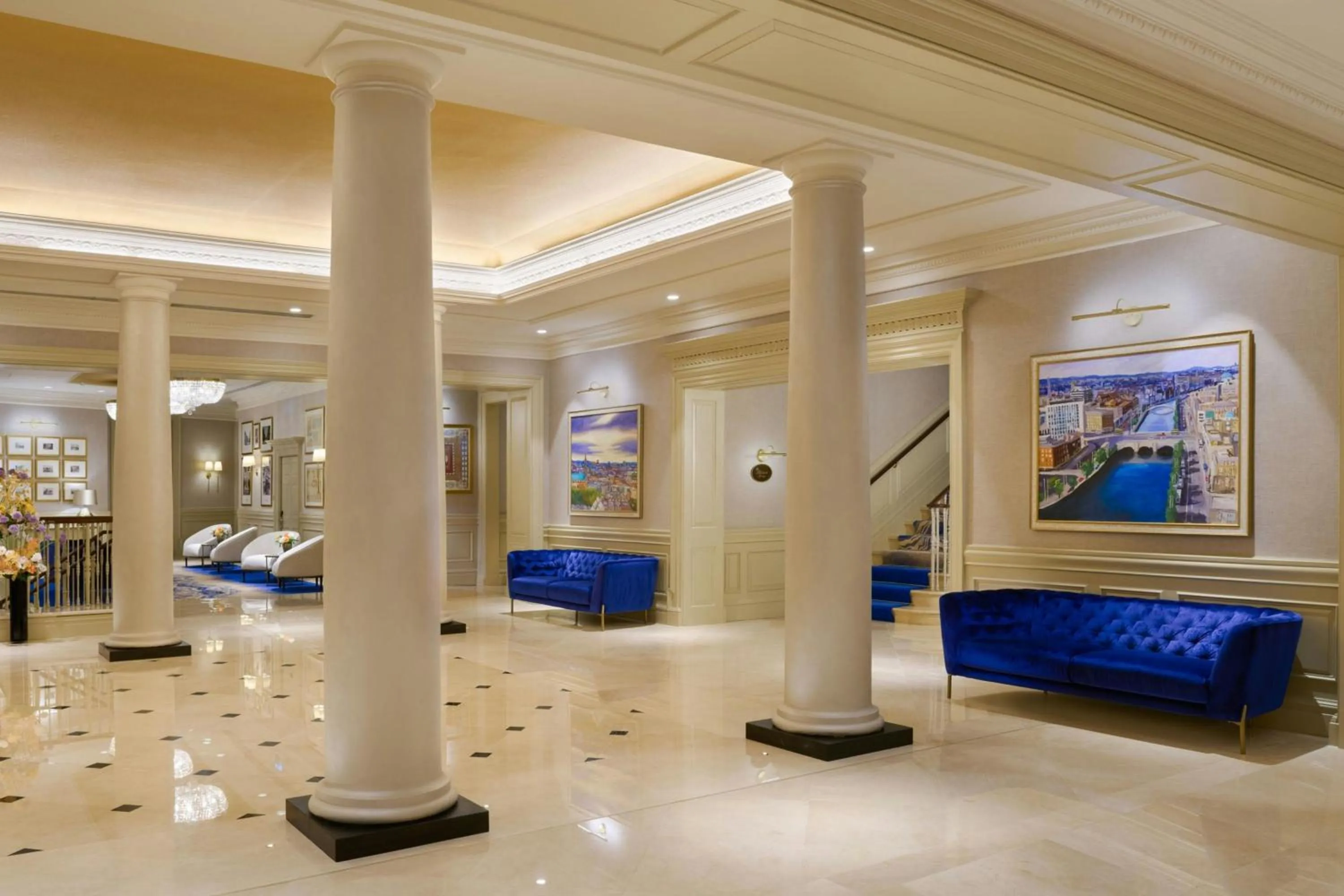 Lobby or reception in The College Green Dublin Hotel, Autograph Collection