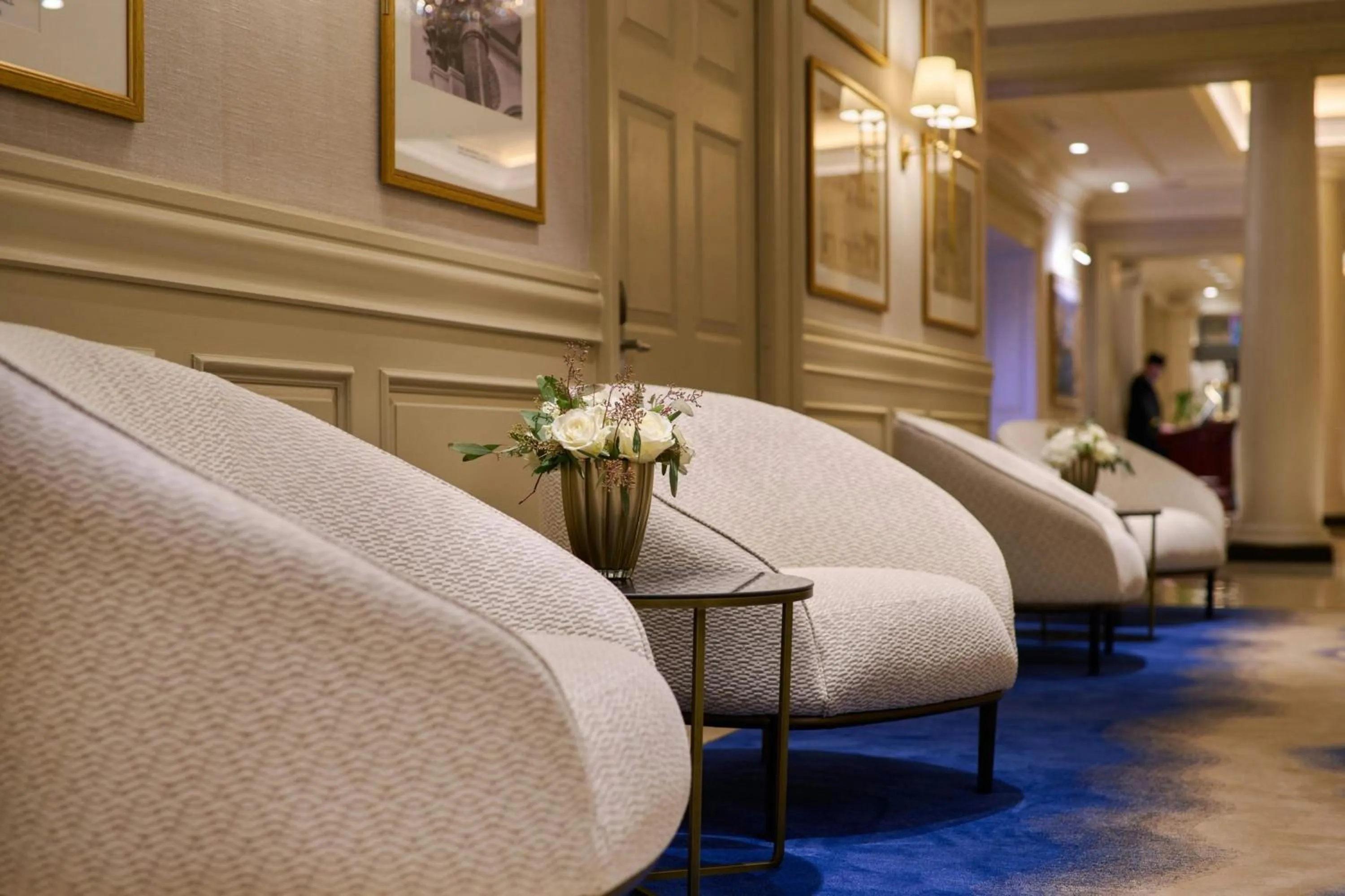 Lobby or reception in The College Green Dublin Hotel, Autograph Collection
