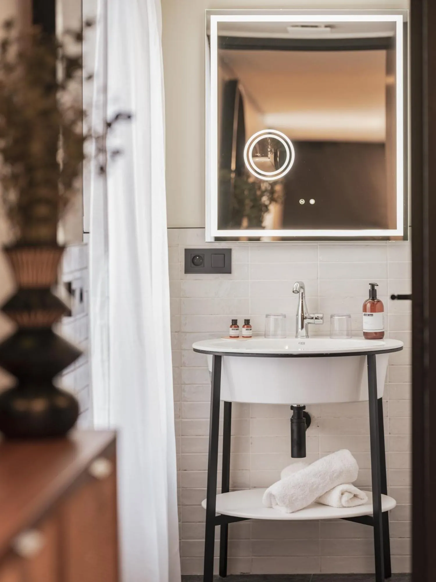 Bathroom in Maisons du Monde Hôtel & Suites - Marseille Vieux Port