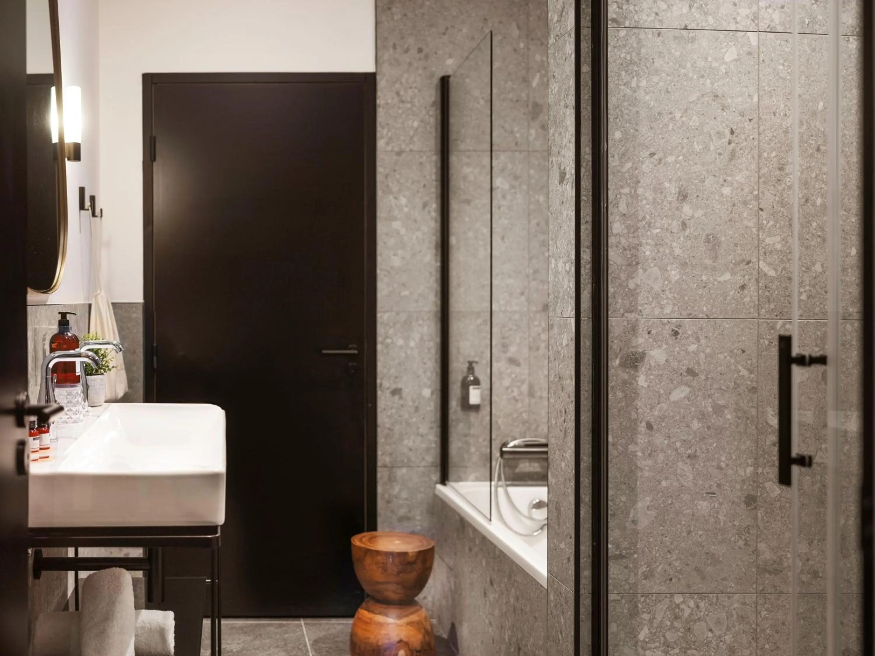 Bathroom in Maisons du Monde Hôtel & Suites - Marseille Vieux Port