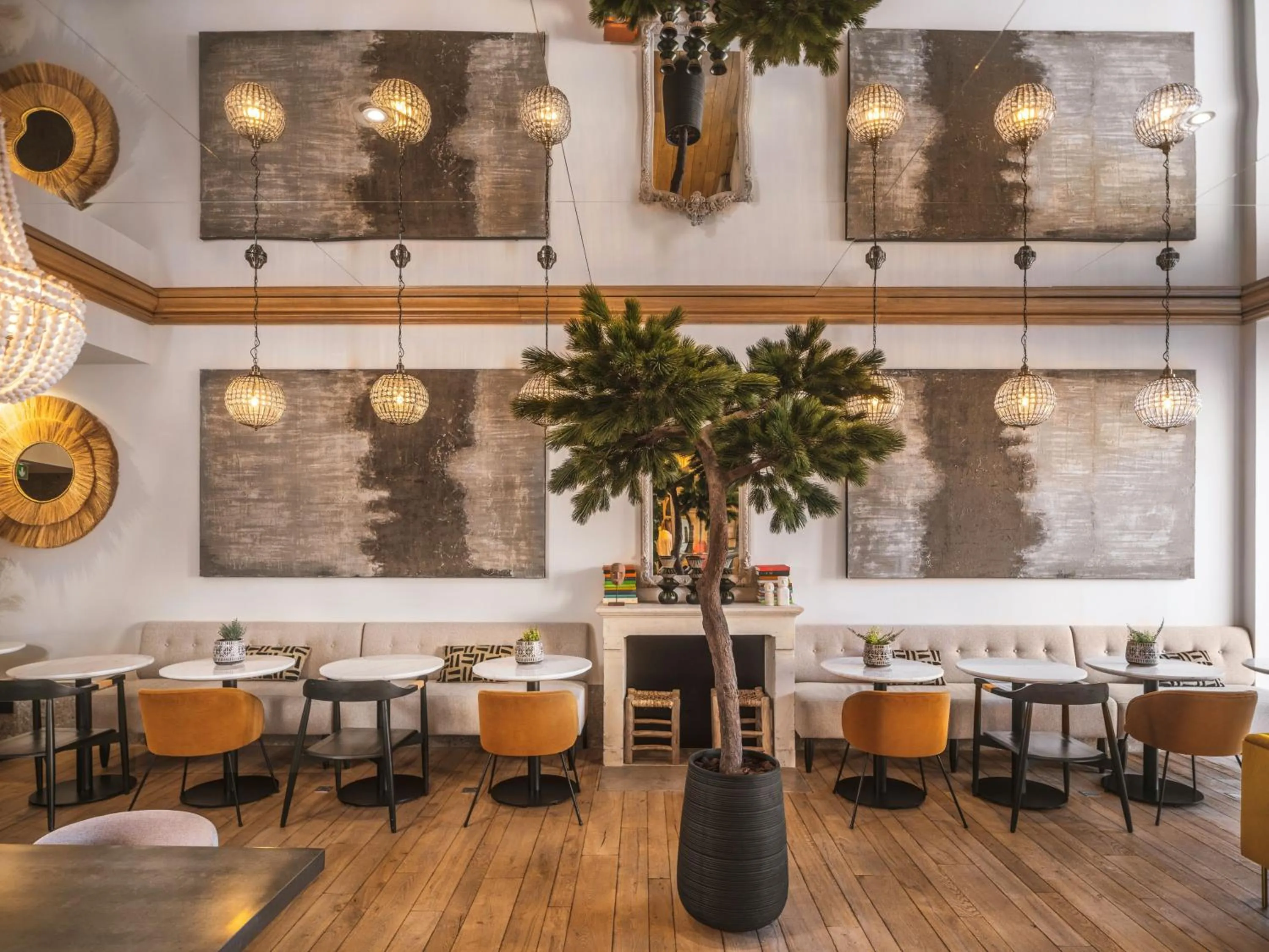 Living room in Maisons du Monde Hôtel & Suites - Marseille Vieux Port